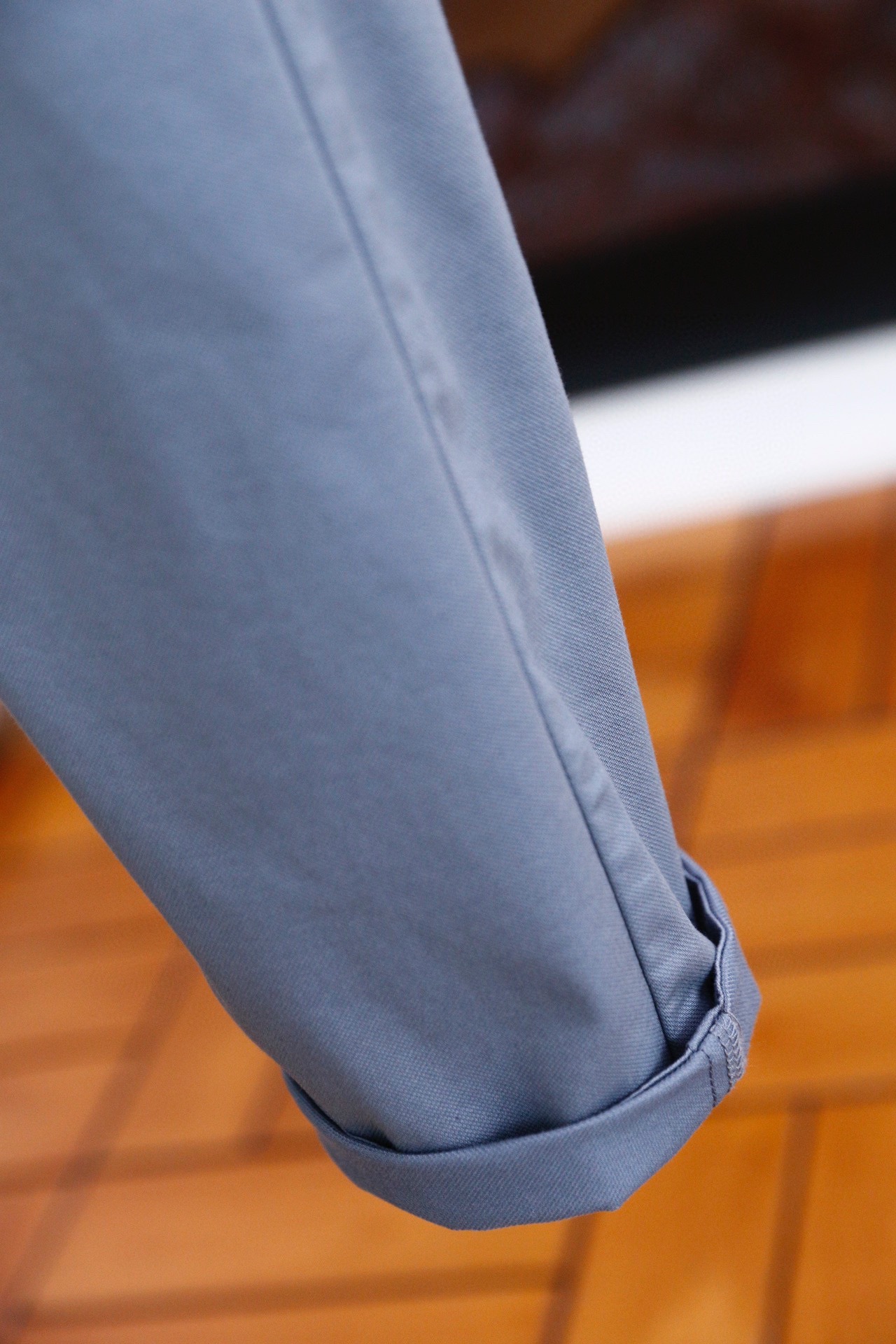 巴宝丽/Burb*rry.24春季新品男士商务休闲男士休闲长裤！整体简约的设计经典百搭的款式没有过多的装