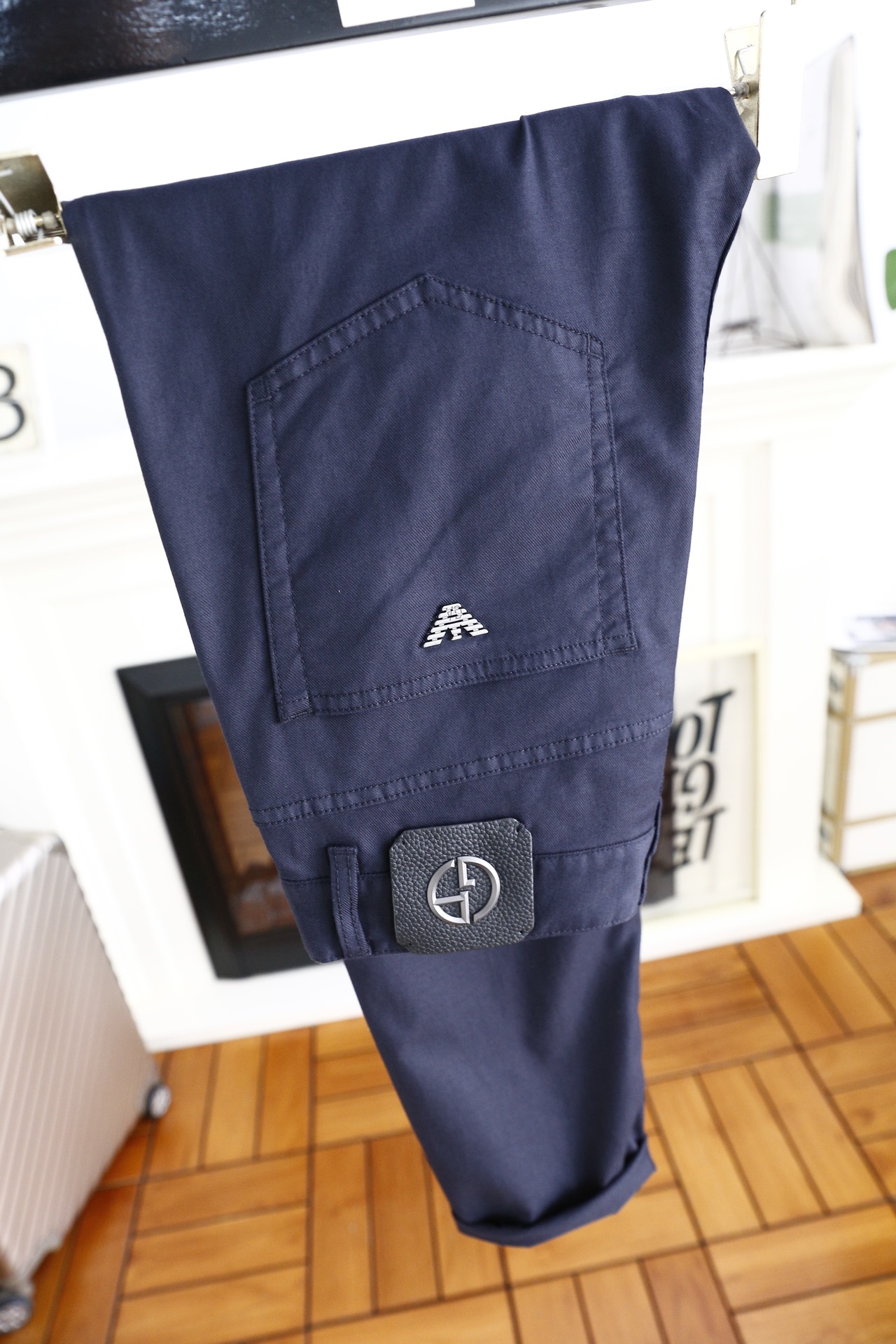 阿玛*/Arm*ni.24ss夏季新品！时尚男士休闲裤品牌全新推出系列设计师团队精心研发独家发售单品奢华