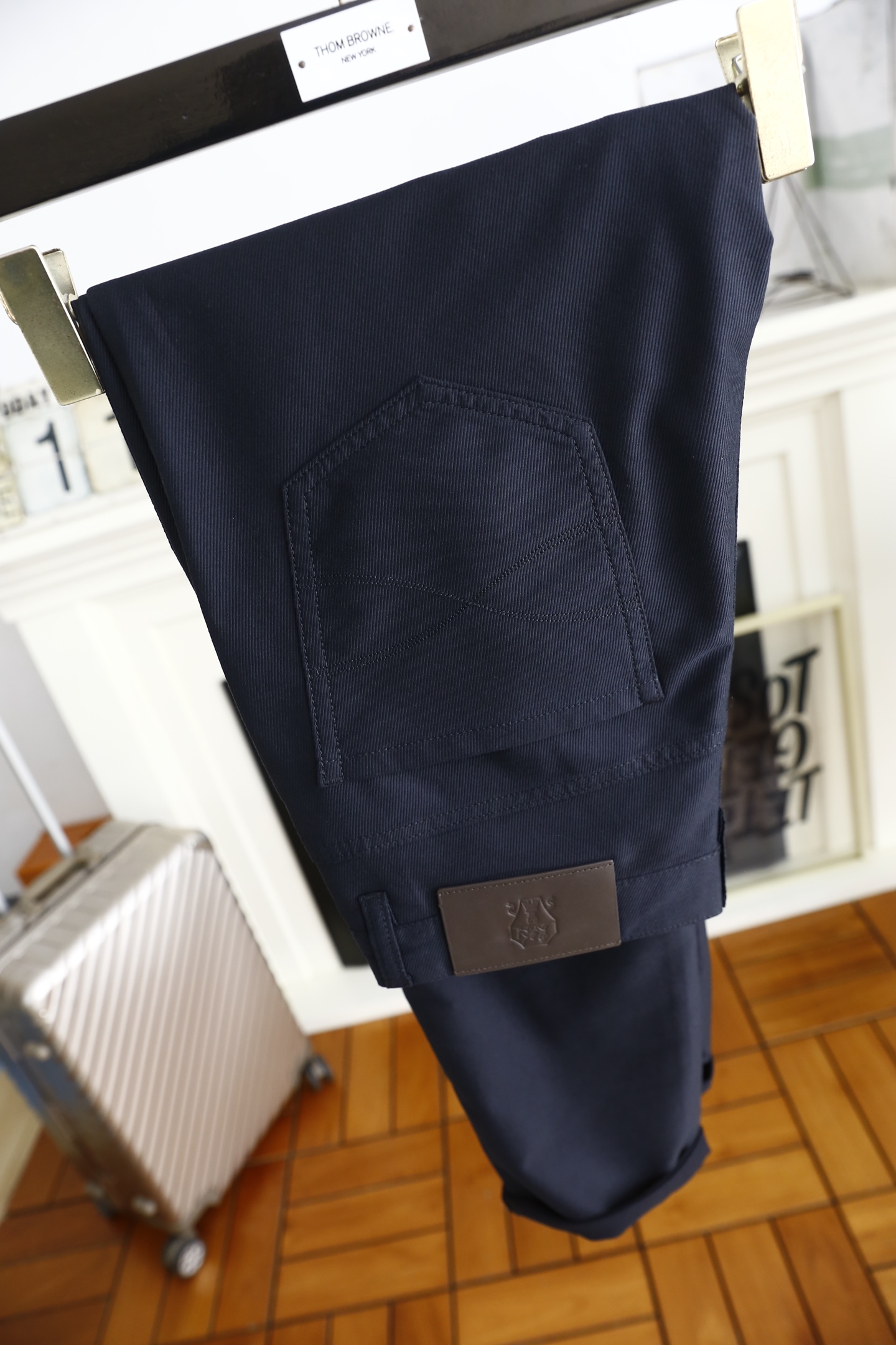 🔥Brunello Cucinelli.
2025春季男士新品商务休闲男士休闲长裤！整体简约的设计，经典