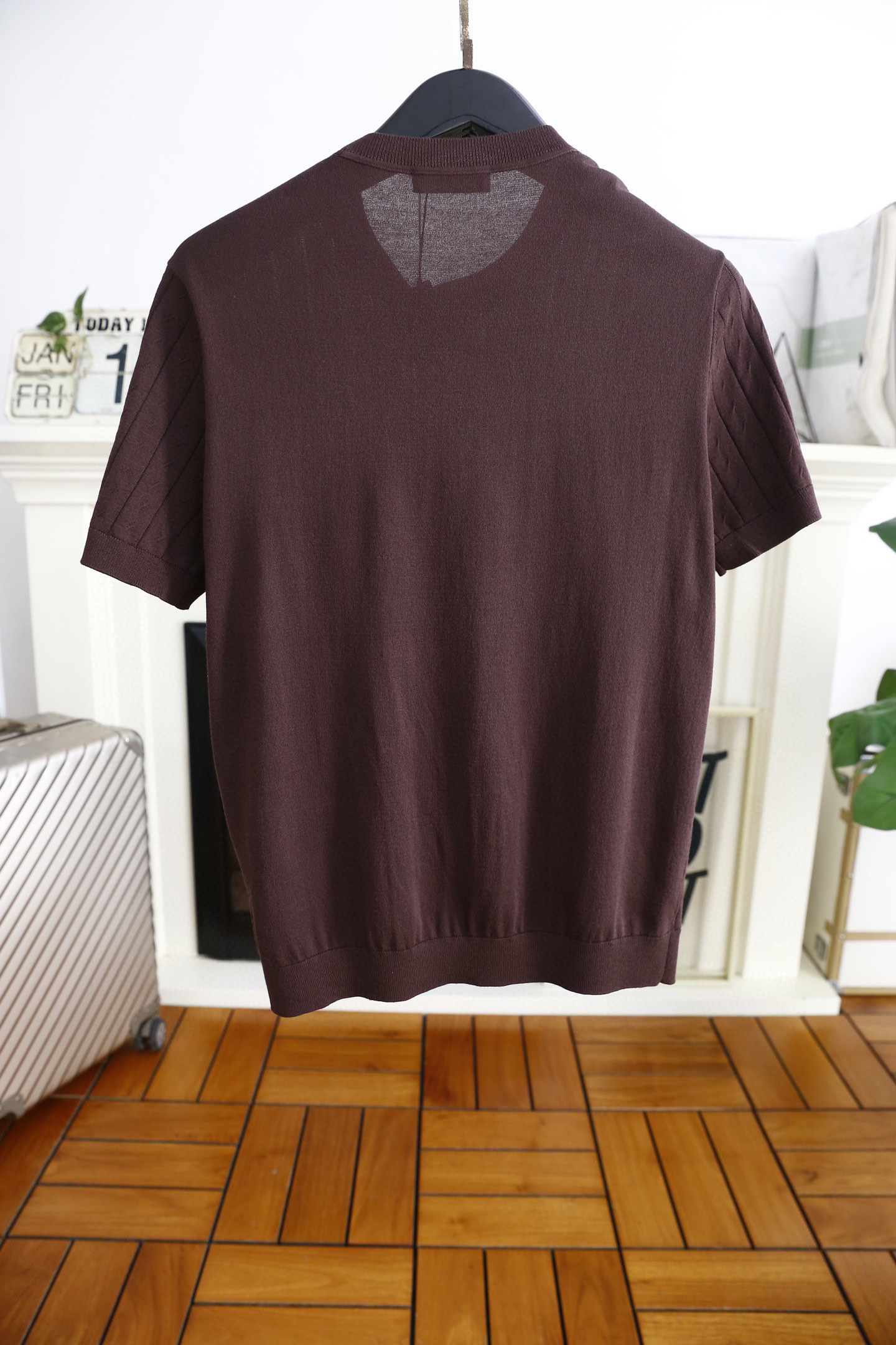 🔥Brunello Cucinelli.
25早春新品时尚短袖毛衫👍🏼奢华经典元素搭配！衣橱里不可或缺的