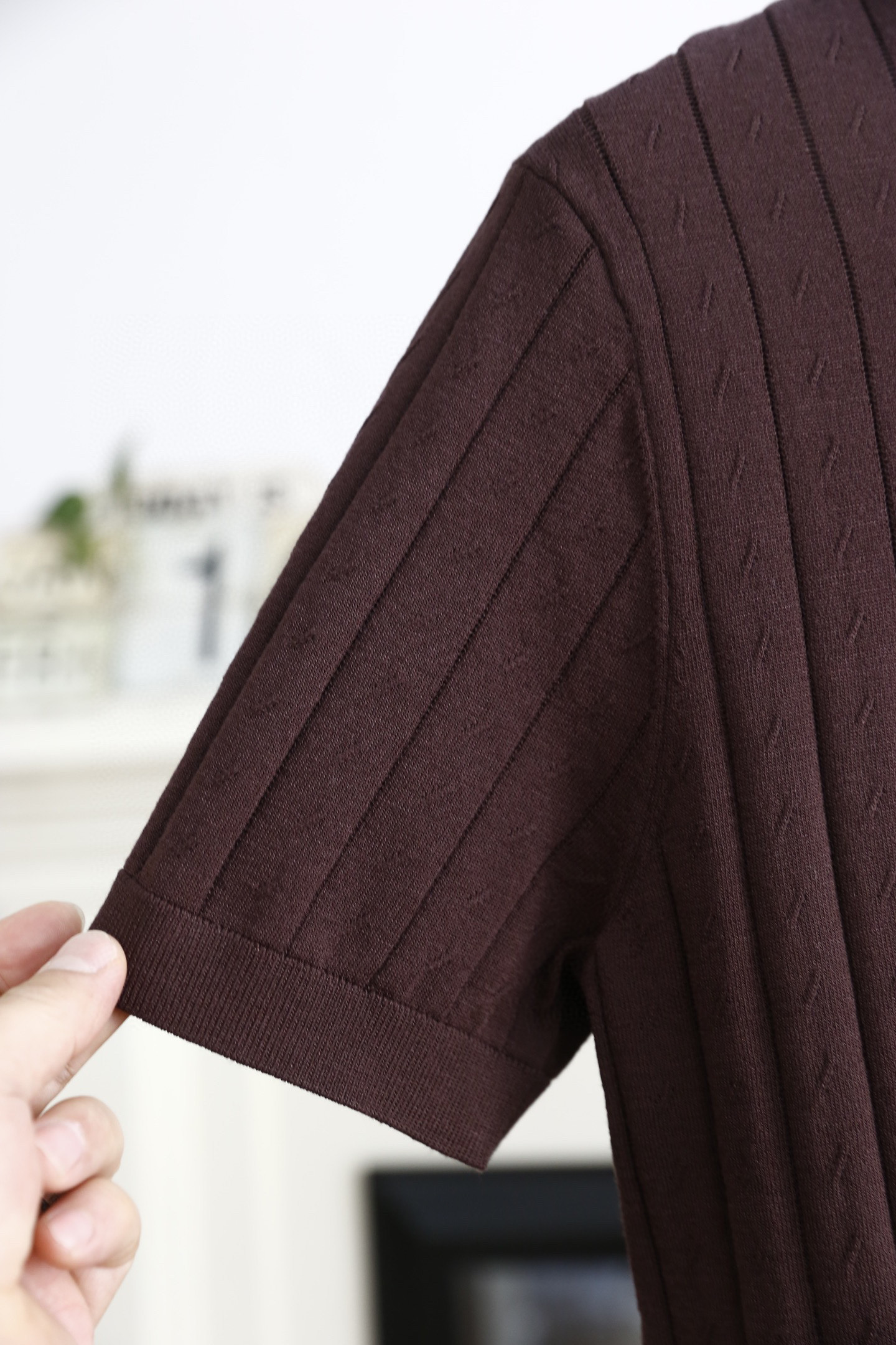 🔥Brunello Cucinelli.
25早春新品时尚短袖毛衫👍🏼奢华经典元素搭配！衣橱里不可或缺的