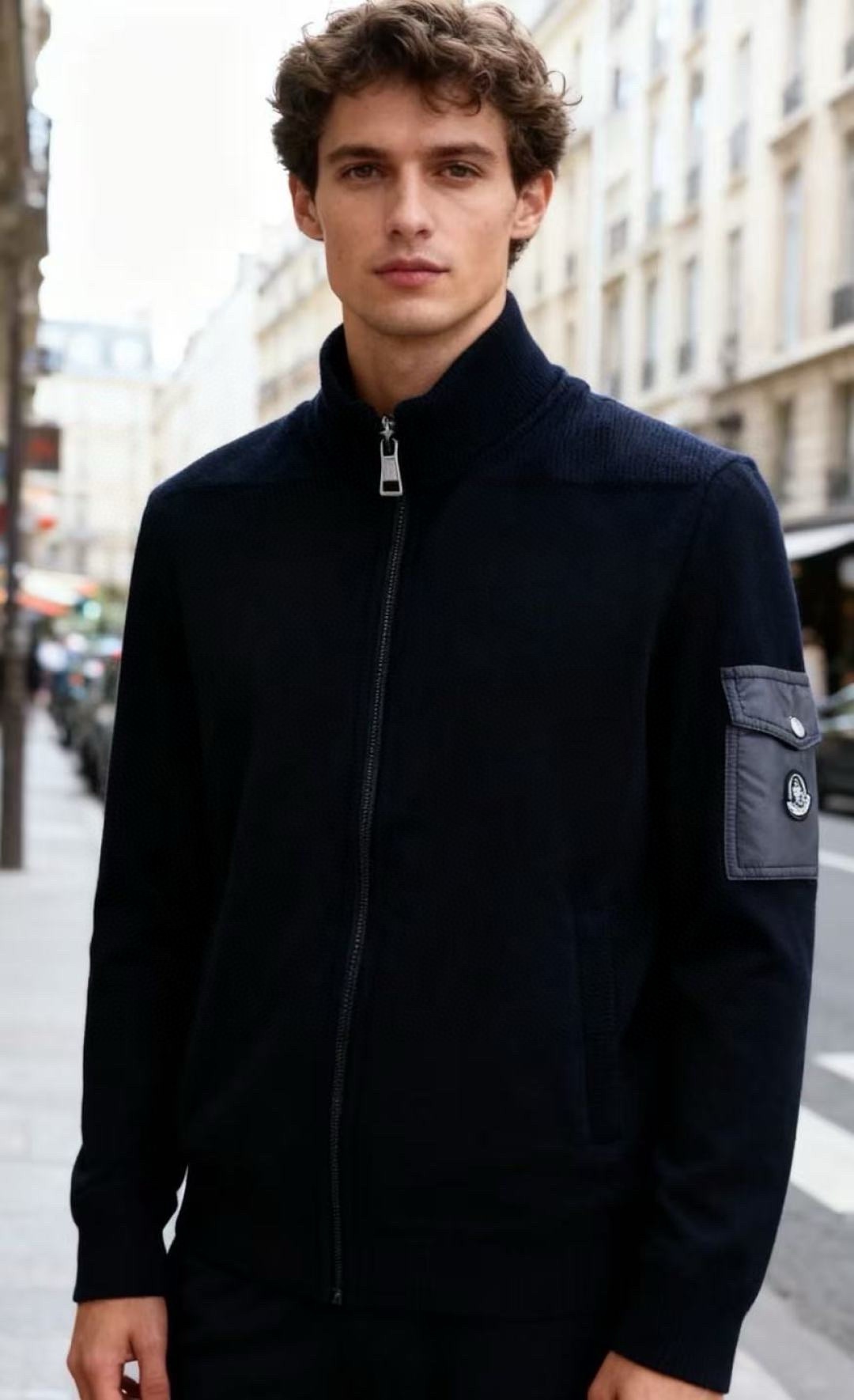 NO:599963,Mon*ler. 2025 autumn and winter new style!  Stylish men’s versatile stand-collar jacket!  Black knitted zippered jacket with simple design and exquisite details!  It is made of comfortable and warm knitted fabric, with a soft texture and good warmth retention. The stand-up collar design with metal zippers is neat and elegant; the combination of luxury brand LOGO adds recognition and design sense to the whole. The overall style is casual yet refined, and can be matched with shirts, T-shirts, etc. to create a variety of looks. It is suitable for daily commuting or casual occasions. It is a practical and fashionable item. Sizes 48-56, shipped the next day!  ,,Moncler,jackets & coats,jackets & coats,shirts,tees,t-shirt,alexander wang19860909蒙口/Mon*ler. 2025秋冬新款！时尚男士百搭立领夹克外套！设计简约且细节精致的黑色针织拉链外套！采用舒适保暖针织面料,质感柔软且具有良好的保暖性.立领设计搭配金属拉链,利落大气；奢华品牌LOGO搭配为整体增添了辨识度与设计感.整体风格休闲又不失精致,可搭配衬衫、T恤等打造多种造型,适合日常通勤或休闲场合穿着,是一件兼具实用性与时尚感的单品.尺码48-56,隔天出货！,,Moncler,jackets & coats,jackets & coats,shirts,tees，t-shirt,alexander wang,Men's clothing