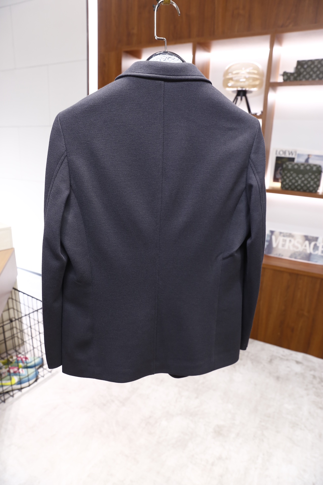 🔥杰尼亚.2025秋冬新品！时尚男士羊毛休闲西装，甄选细腻羊毛面料打造，触感柔软亲肤且质感挺括垂坠；经典