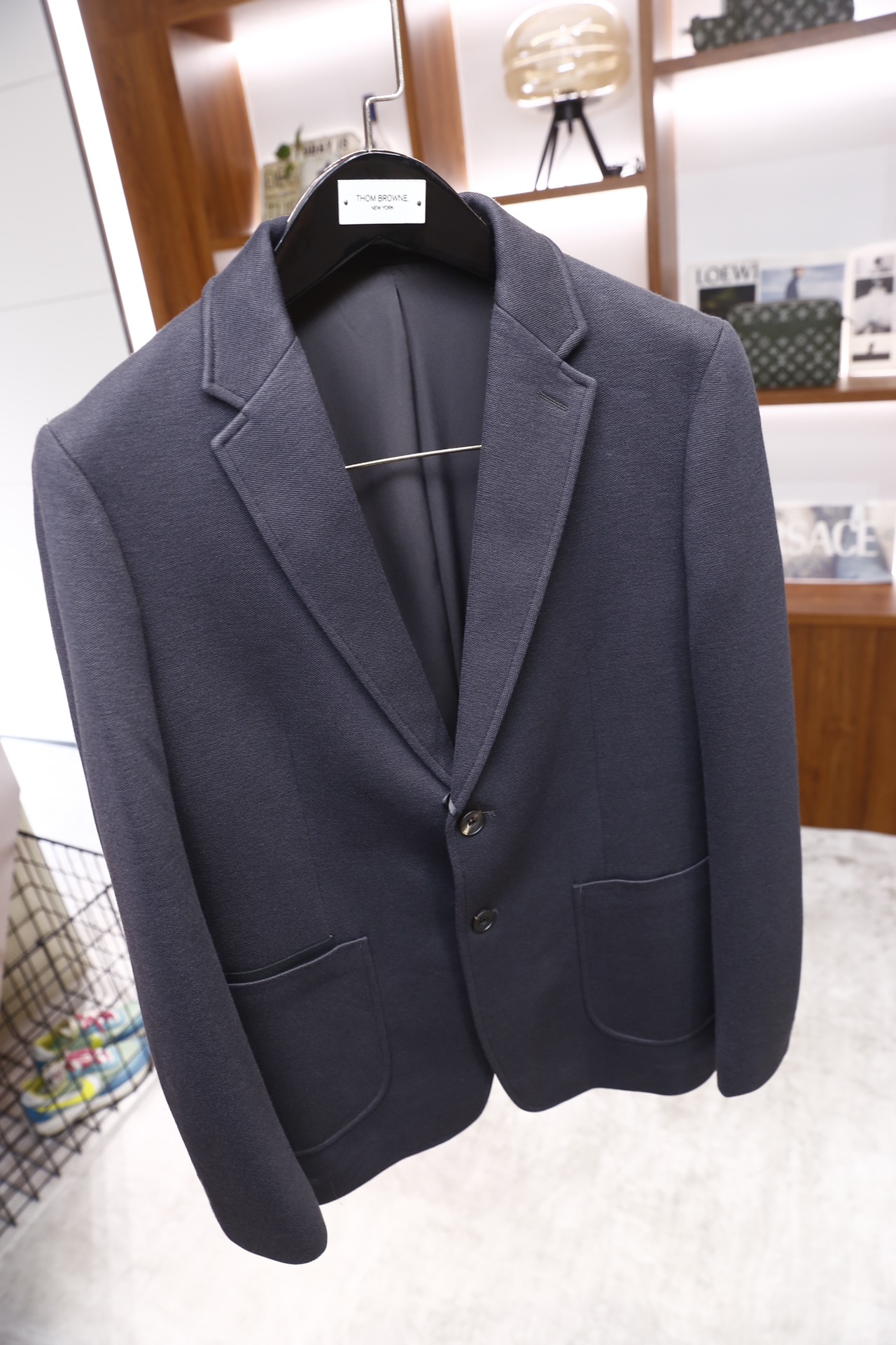 🔥杰尼亚.2025秋冬新品！时尚男士羊毛休闲西装，甄选细腻羊毛面料打造，触感柔软亲肤且质感挺括垂坠；经典