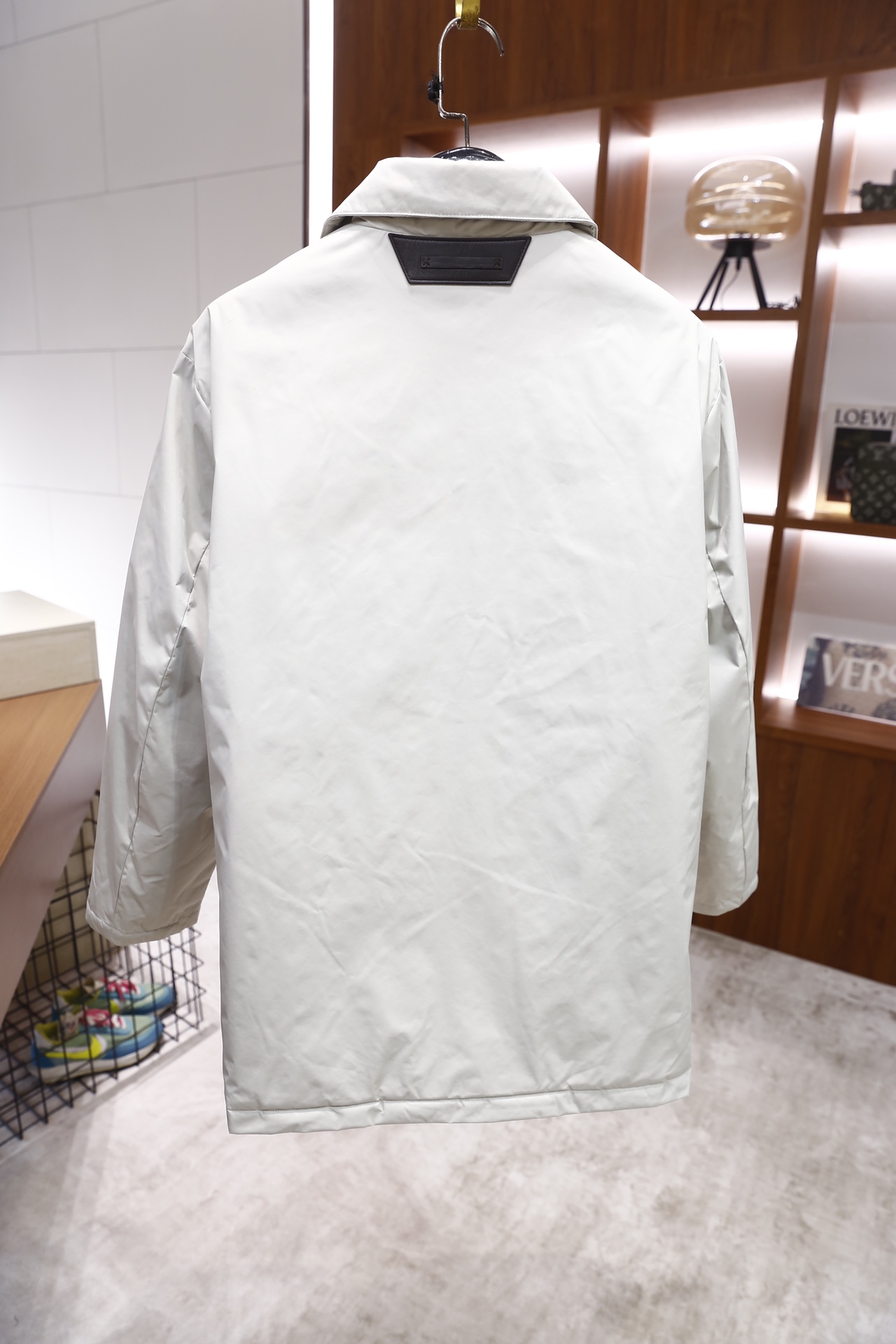 🔥杰尼亚.25秋冬新品！时尚男士翻领羽绒夹克，采用防风抗皱的面料打造，内里填充羽绒材质，保暖性出众且衣身