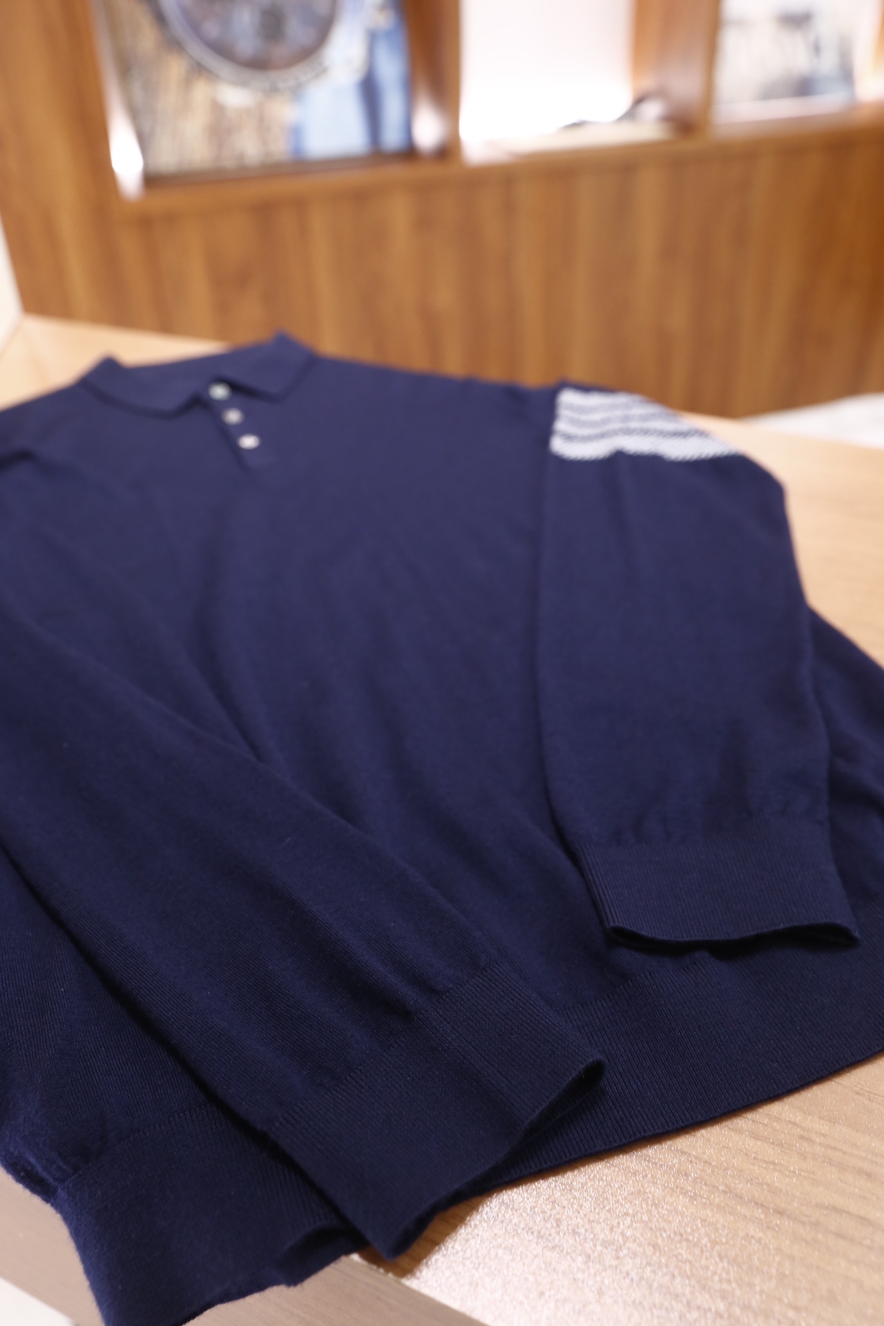 🔥汤姆布朗/TB.25秋冬新品！时尚男士纯羊毛长袖Polo衫，采用针织面料打造，领口为经典Polo翻领设