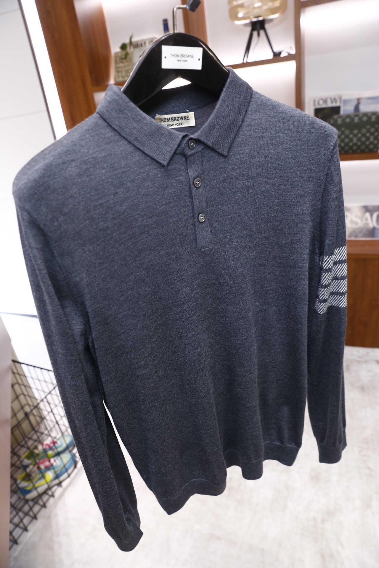 🔥汤姆布朗/TB.25秋冬新品！时尚男士纯羊毛长袖Polo衫，采用针织面料打造，领口为经典Polo翻领设