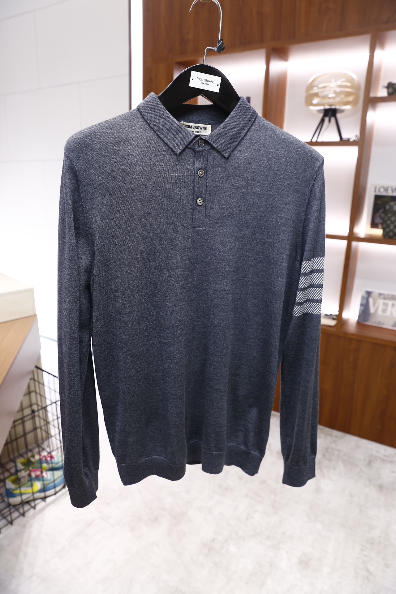 🔥汤姆布朗/TB.25秋冬新品！时尚男士纯羊毛长袖Polo衫，采用针织面料打造，领口为经典Polo翻领设