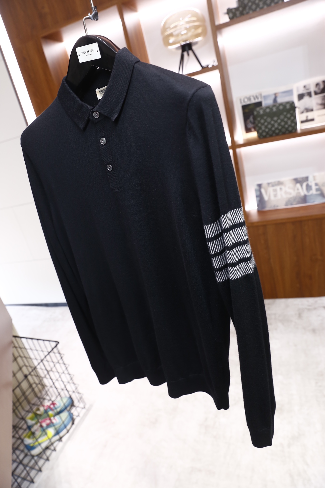 🔥汤姆布朗/TB.25秋冬新品！时尚男士纯羊毛长袖Polo衫，采用针织面料打造，领口为经典Polo翻领设