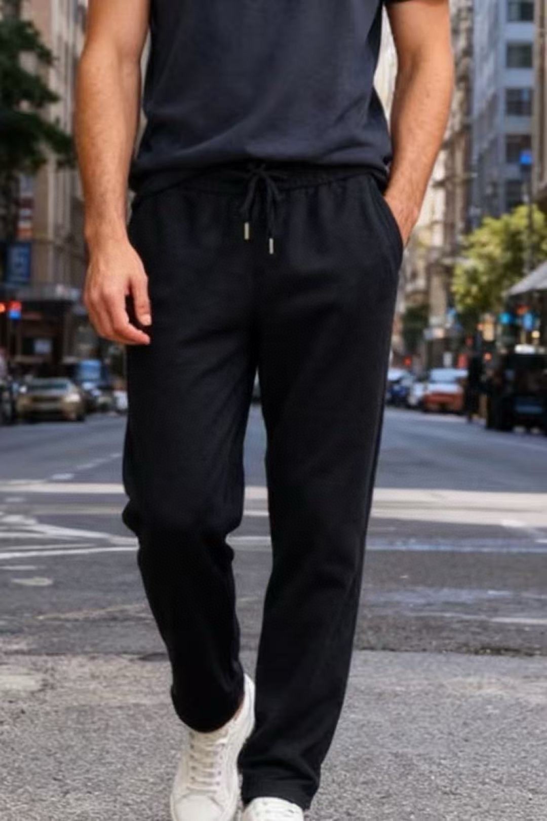 🔥lP🆕.25秋季时尚新品男士休闲裤🆕采用顶级舒适棉面料，经典品牌字母LOGO设计 上身随意舒服！松紧腰