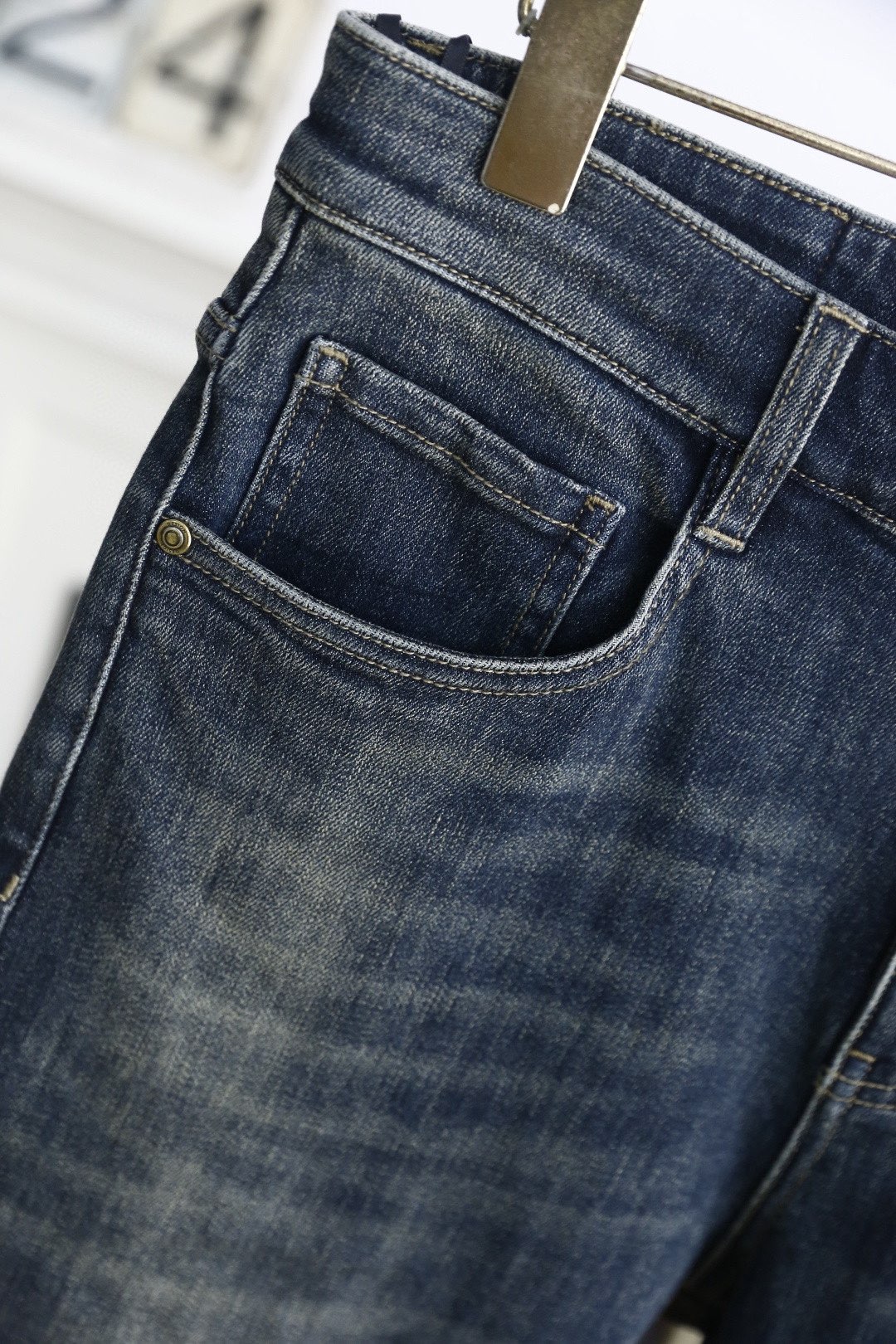 🔥芬迪/Fe*di.25秋季新款🆕时尚男士原单高端蓝色牛仔裤！奢华经典品牌LOGO配饰 身穿着非常舒适 