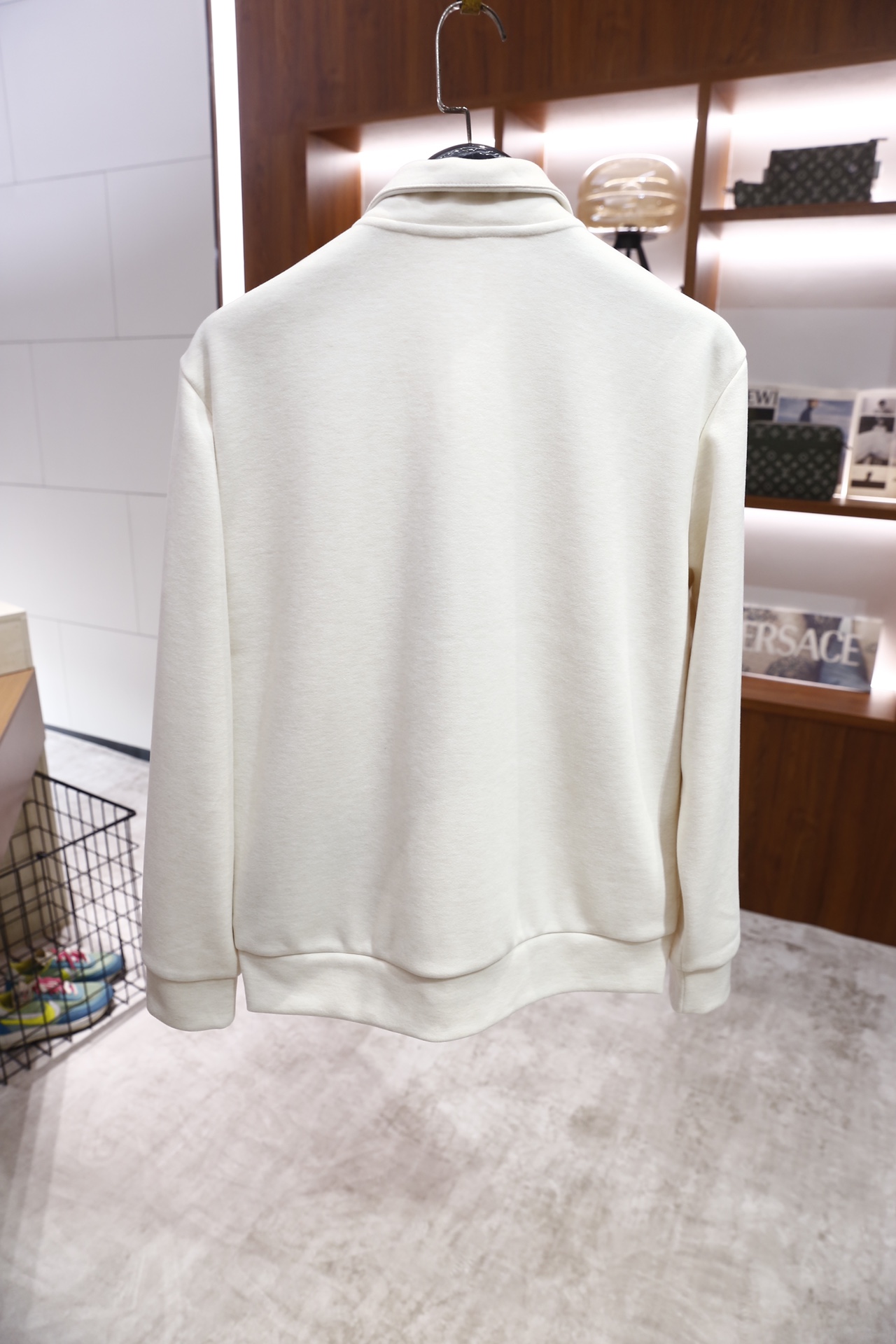 🔥杰尼亚/ZE*NA.25秋冬新款！时尚男士休闲运动套装，包含立领拉链外套与抽绳运动裤：外套为翻领全拉链