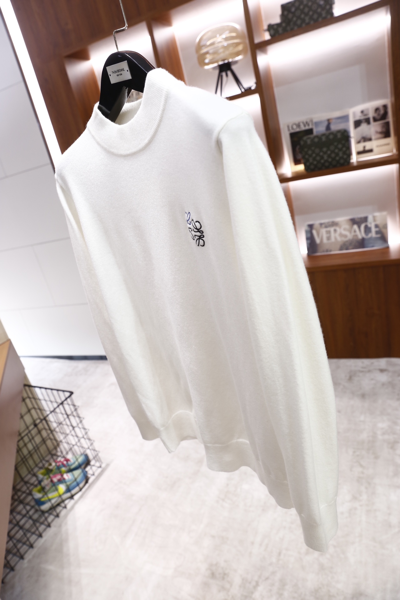 🔥罗意威.25秋季新品男士时尚长袖毛衫👍🏼采用羊毛混纺面料！衣橱里不可或缺的百搭利器，市面罕见类型，柔软