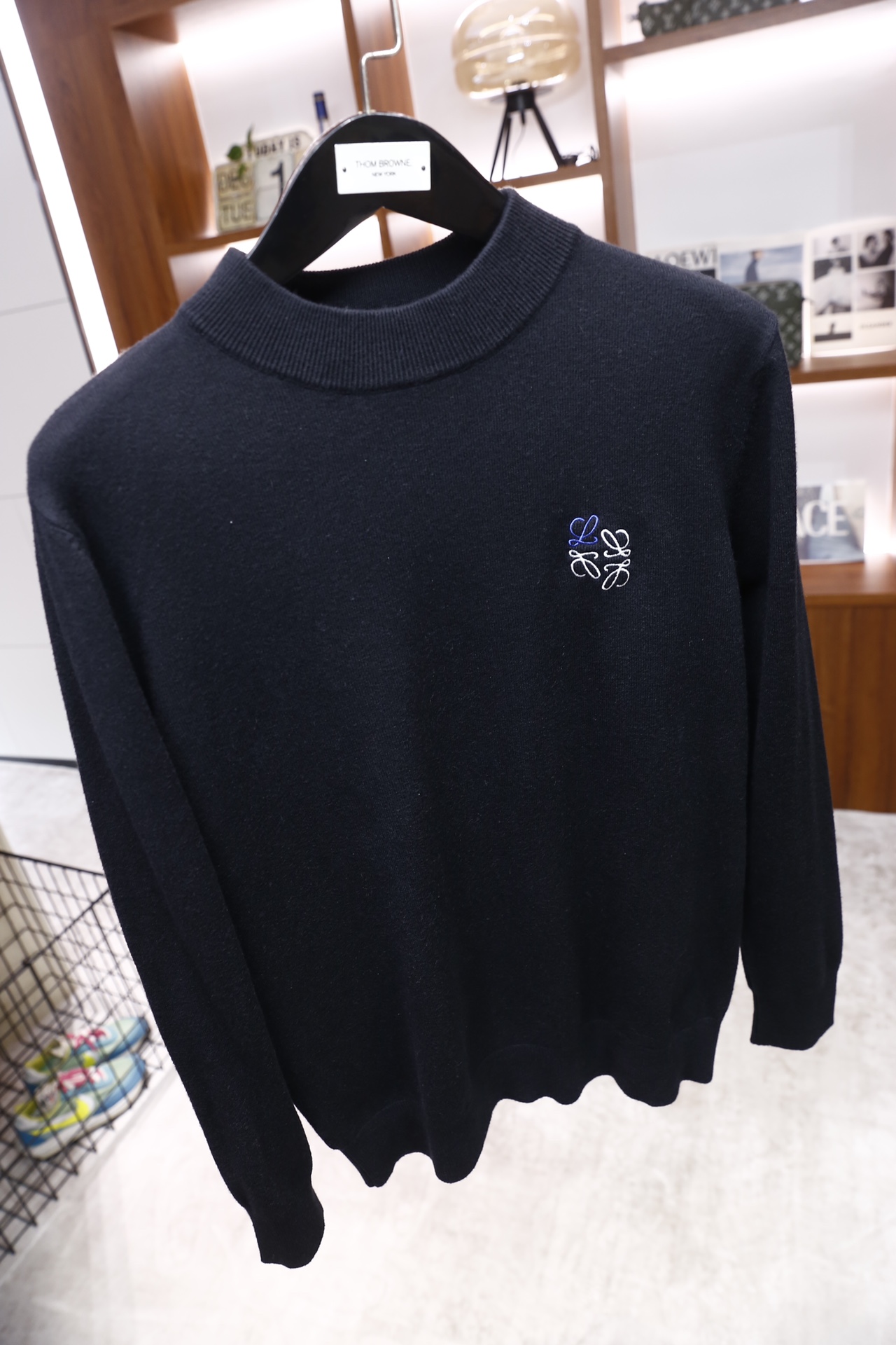 🔥罗意威.25秋季新品男士时尚长袖毛衫👍🏼采用羊毛混纺面料！衣橱里不可或缺的百搭利器，市面罕见类型，柔软