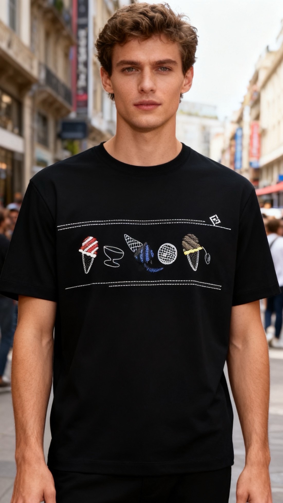 🔥芬迪/FENDI.2026早春新品！时尚男士百搭短袖👍采用基础圆领设计，版型为宽松的常规款，胸前品牌定