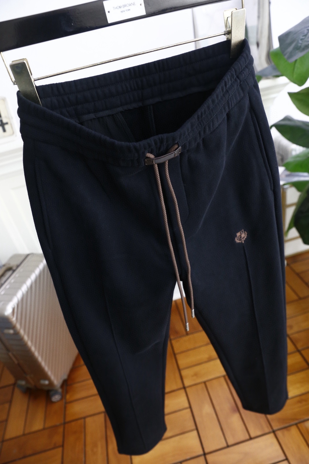 🔥lP🆕.25秋季新品时尚原单男士卫裤，采用进口高档顶级定制棉面料，奢华经典品牌原版logo设计 上身随