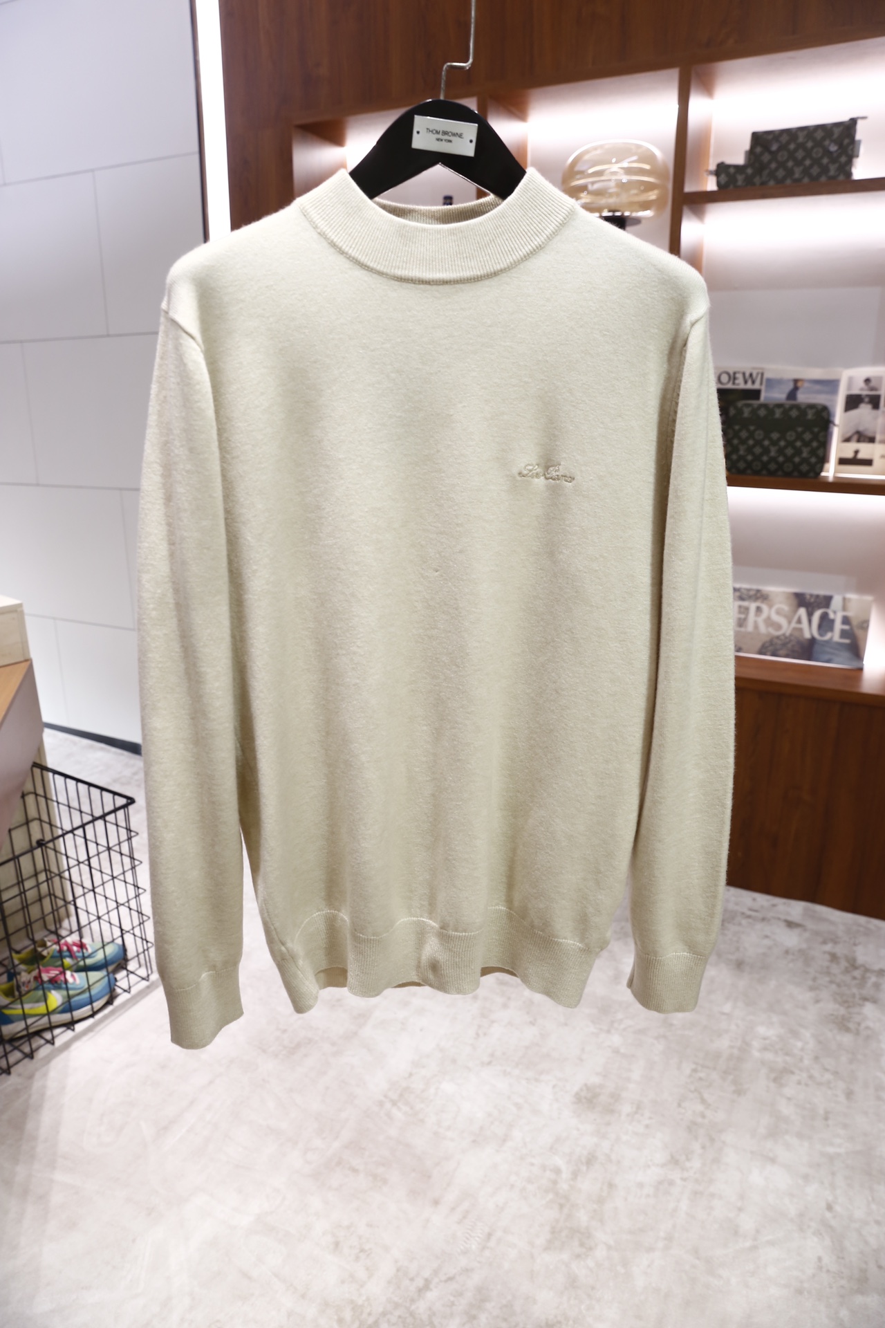 🔥lP🆕.25秋季新品！时尚男士中领长袖毛衫👍🏼采用羊毛混纺面料！衣橱里不可或缺的百搭利器，市面罕见类型