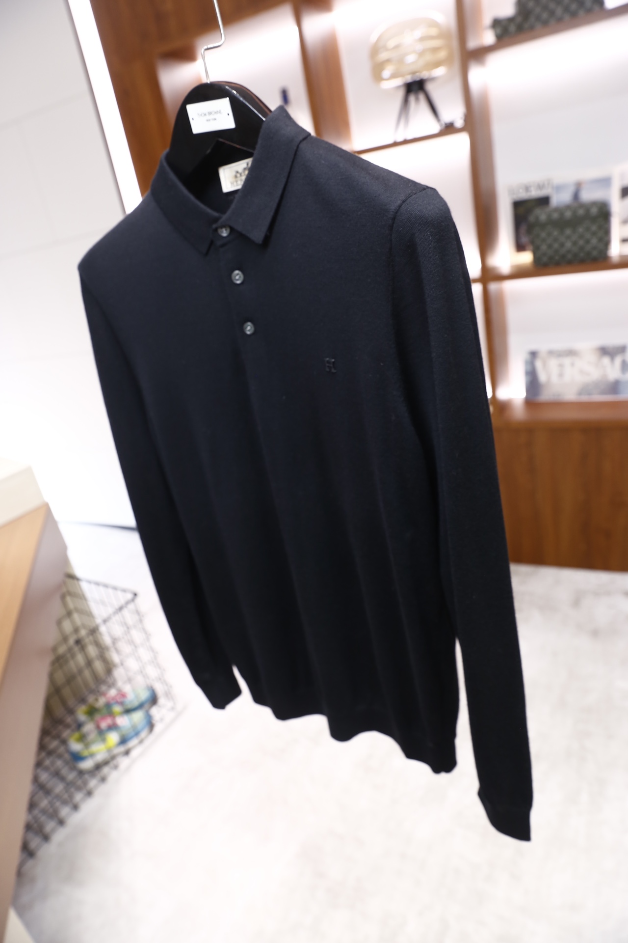 🔥爱马仕/HERMÈS.25秋冬新款！时尚男士百搭纯毛针织Polo衫采用纯毛面料制作，质地细腻柔软，兼具