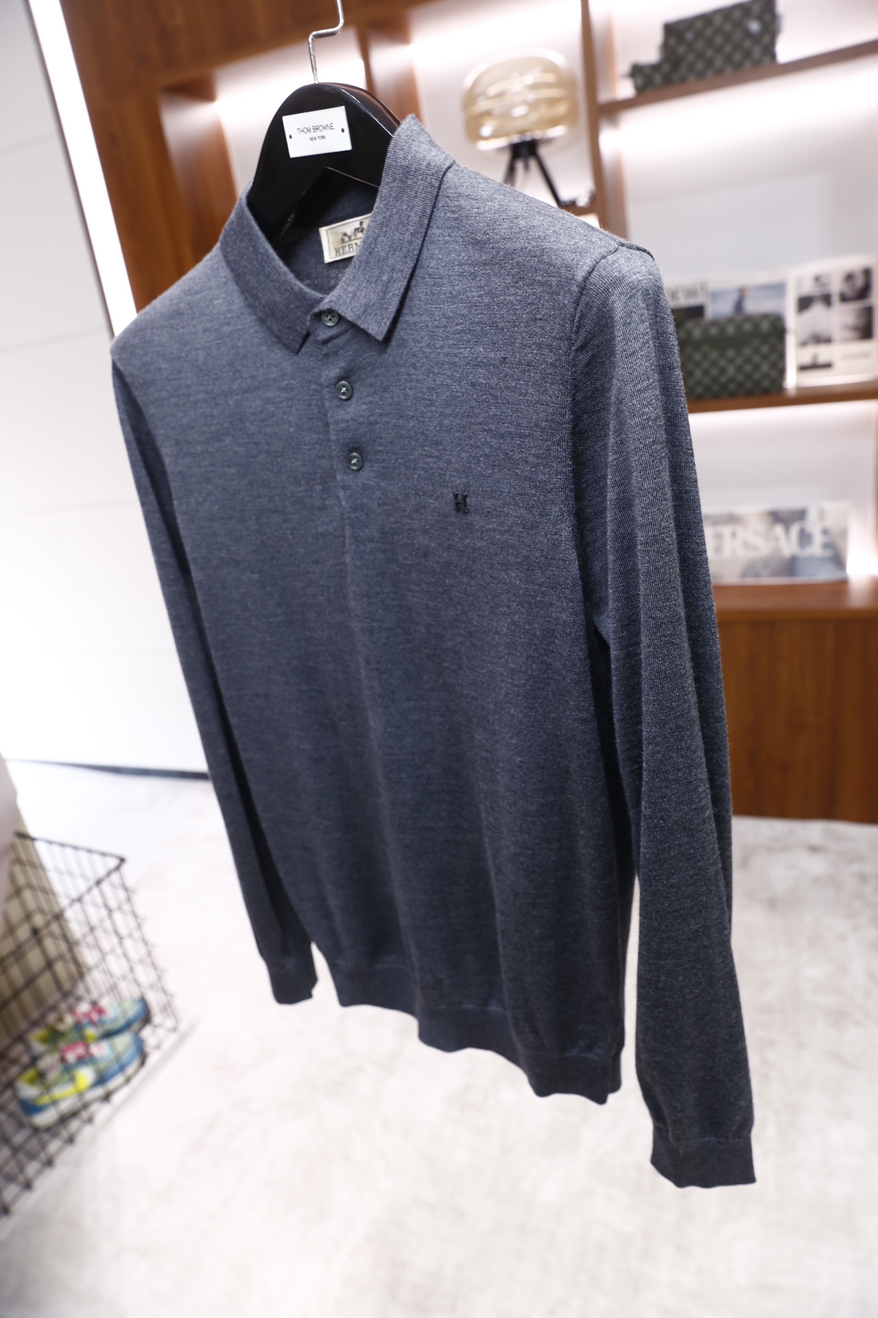 🔥爱马仕/HERMÈS.25秋冬新款！时尚男士百搭纯毛针织Polo衫采用纯毛面料制作，质地细腻柔软，兼具