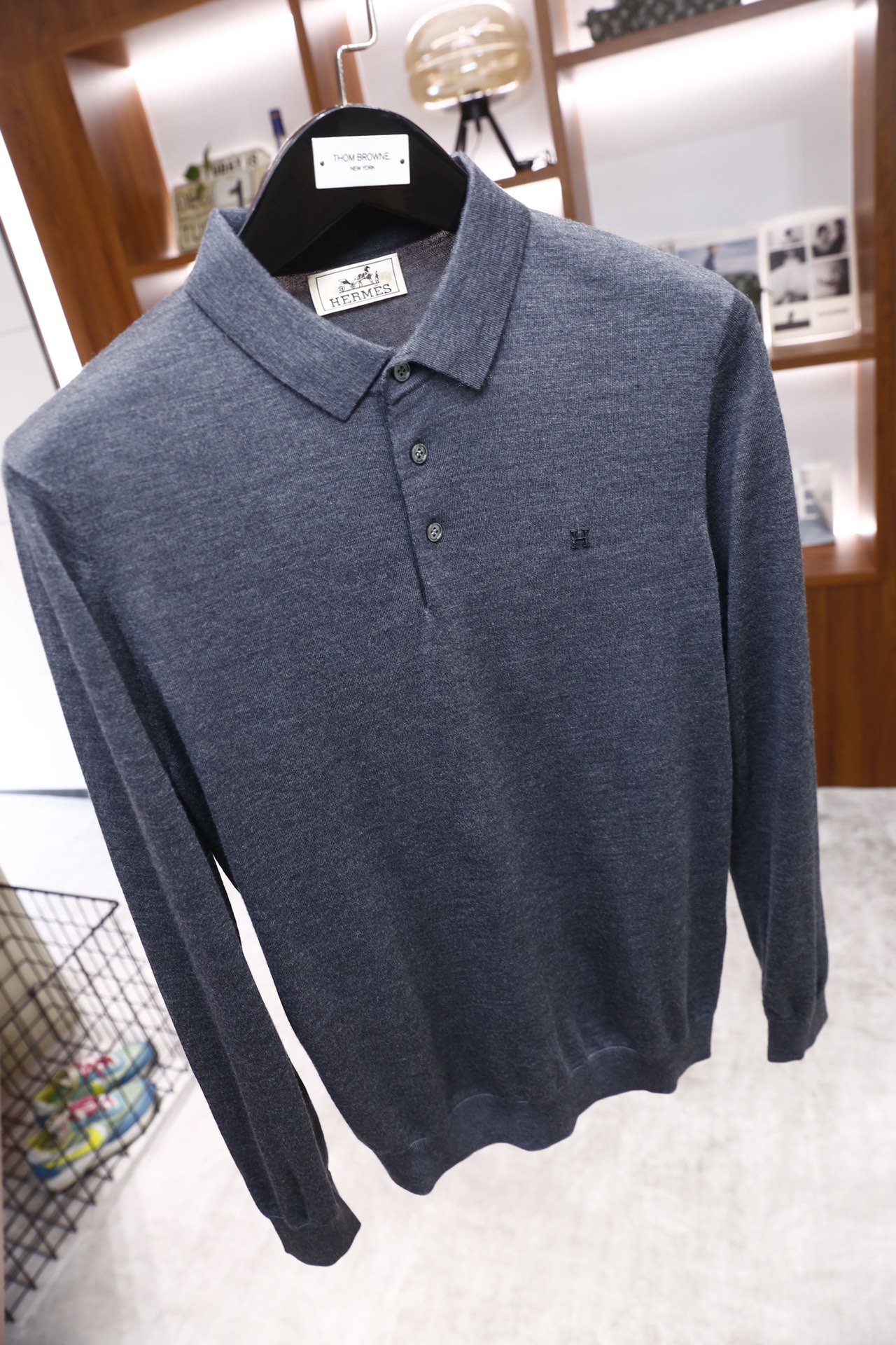 🔥爱马仕/HERMÈS.25秋冬新款！时尚男士百搭纯毛针织Polo衫采用纯毛面料制作，质地细腻柔软，兼具