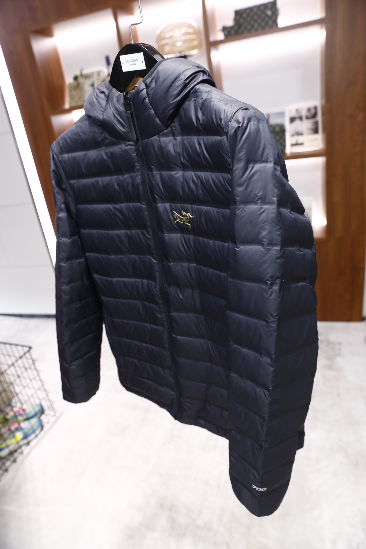 🔥始祖鸟/Arc'teryx.2025秋冬新品！时尚男士双面可穿轻薄羽绒服采用羽绒填充，兼具户外功能性与