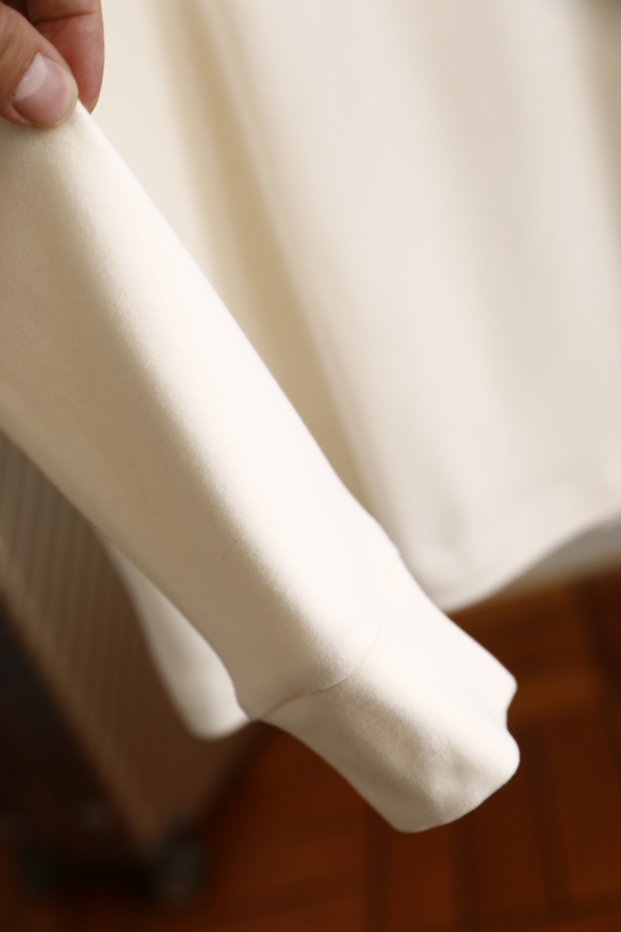 🔥蒙口/Mon*ler.25秋冬新品！男士经典百搭半高领长袖上衣，采用莱赛尔、棉与山羊绒混纺面料制作，融