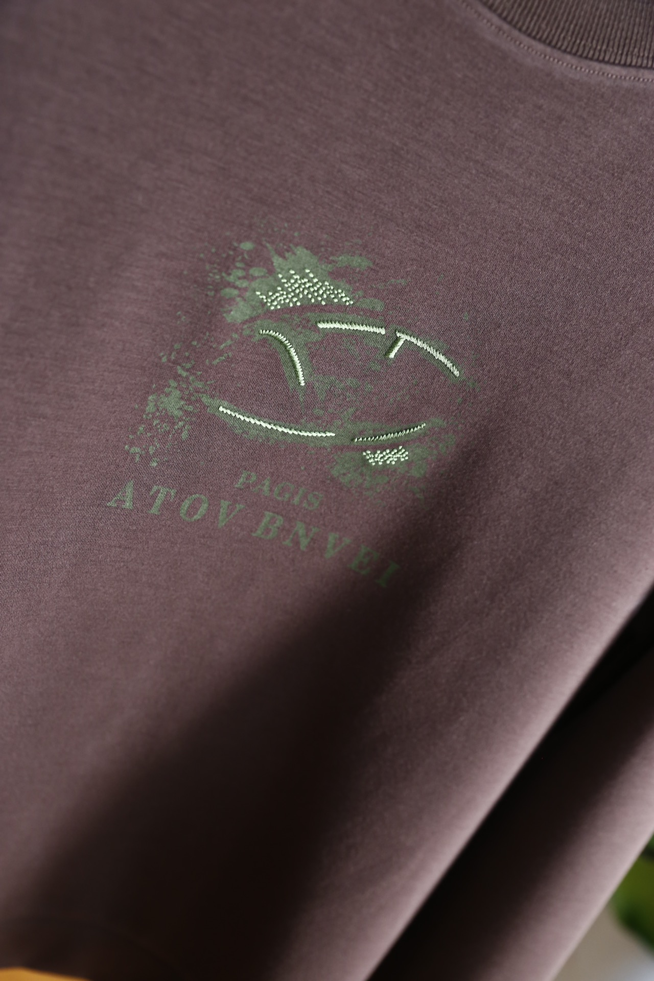 🔥杰尼亚.25秋冬新品！时尚男士百搭圆领长袖卫衣，以聚酯纤维面料打造，面料具备良好的抗皱性与耐磨性，触感