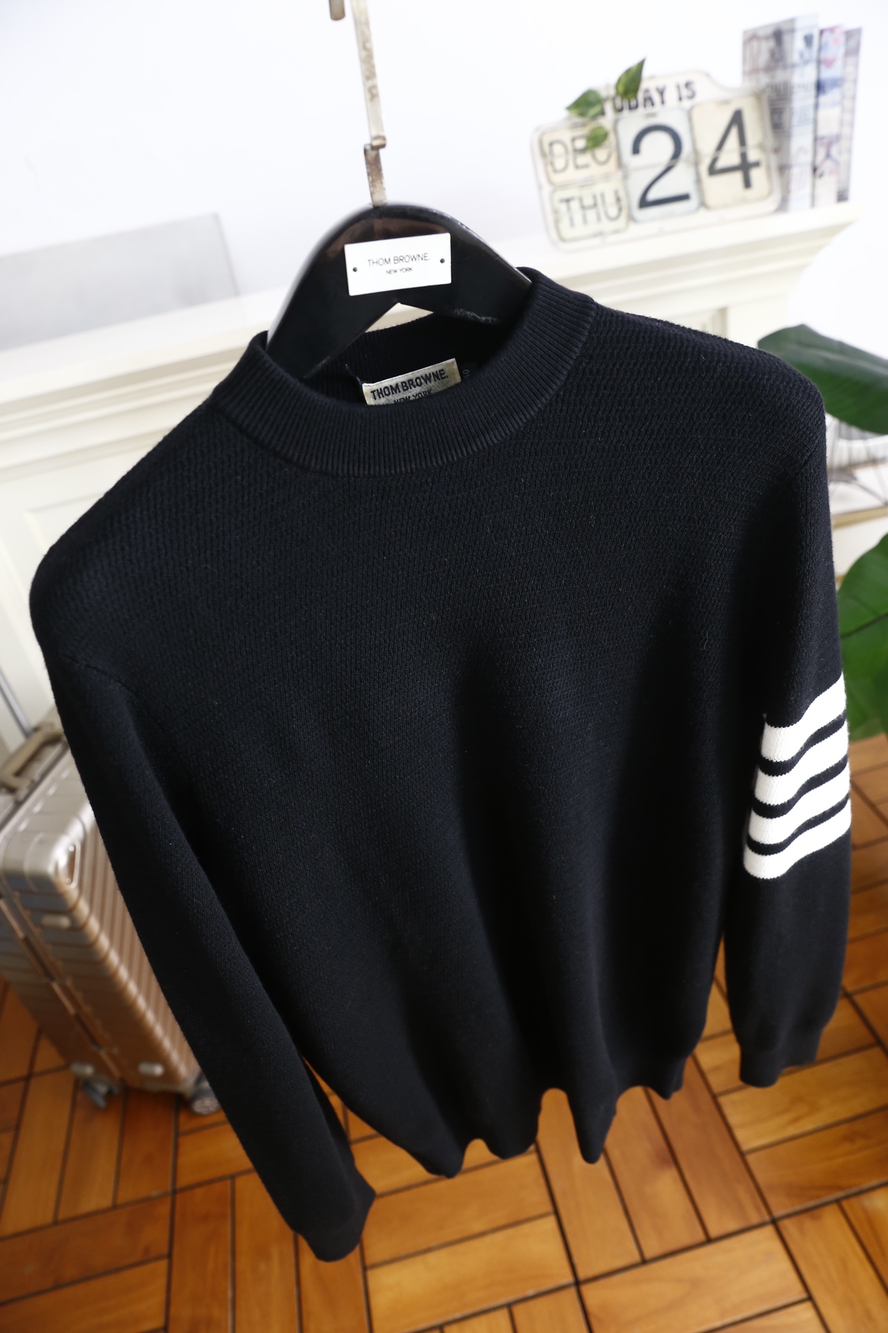 🔥TB.25秋冬新品！时尚男士半高领针织衫，含29.6%绵羊毛面料混纺制成，兼具绵羊毛的柔软亲肤特性与混