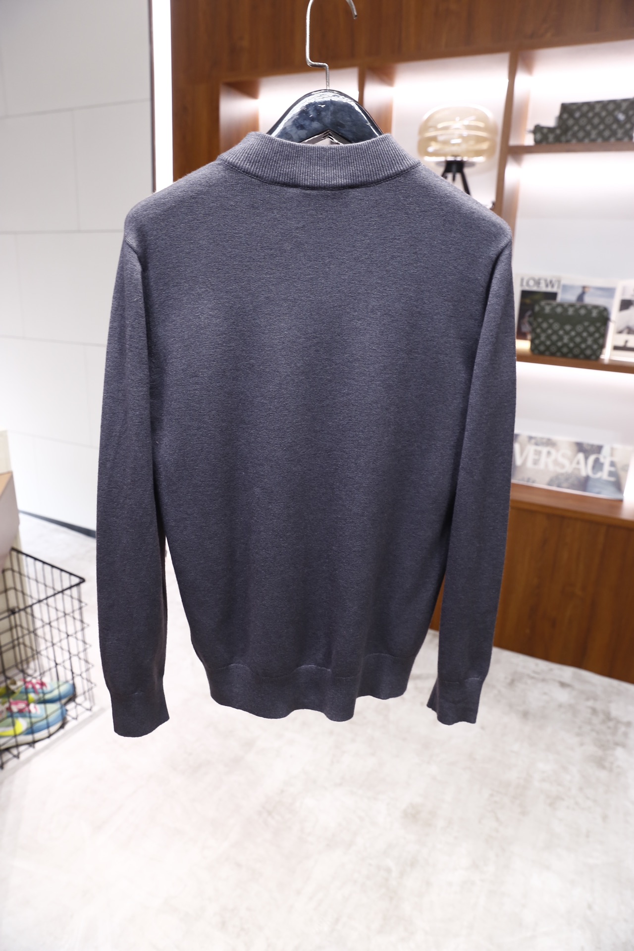 🔥Bc.25秋冬新品！时尚男士百搭半高领毛衫！选用细腻羊毛混纺面料制作，半高领领口设计贴合颈部且无紧绷感