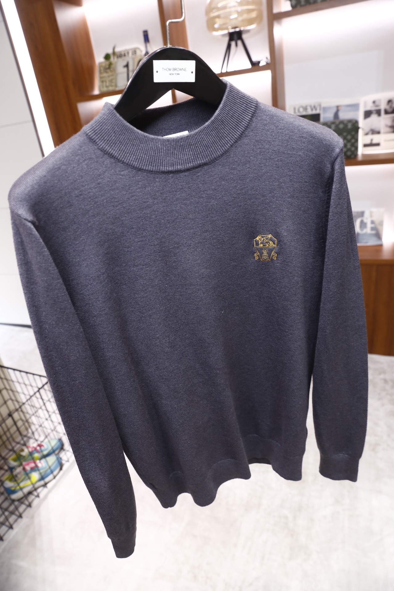 🔥Bc.25秋冬新品！时尚男士百搭半高领毛衫！选用细腻羊毛混纺面料制作，半高领领口设计贴合颈部且无紧绷感