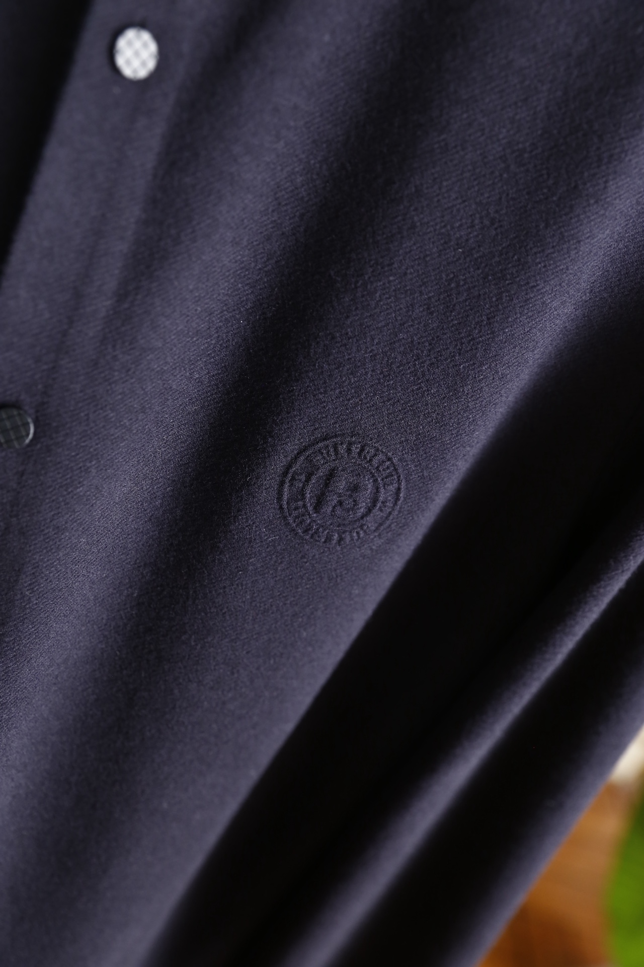 🔥巴宝丽/Burb*rry.25秋季新品！时尚男士休闲衬衫式Polo衫采用羊毛针织面料打造，触感柔软且兼