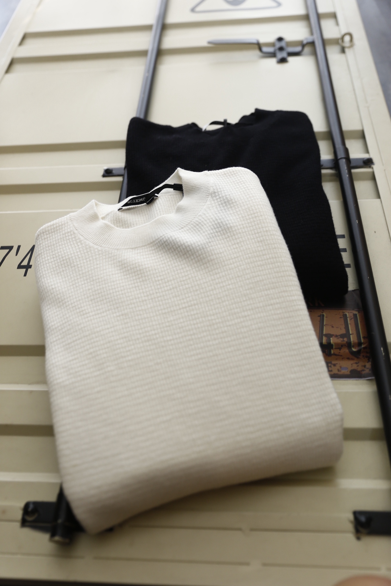 🔥杰尼*/Zegna.25秋冬新款！时尚男士圆领毛衫👍采用百分百绵羊毛面料，肌理感清晰立体，触感柔软且富