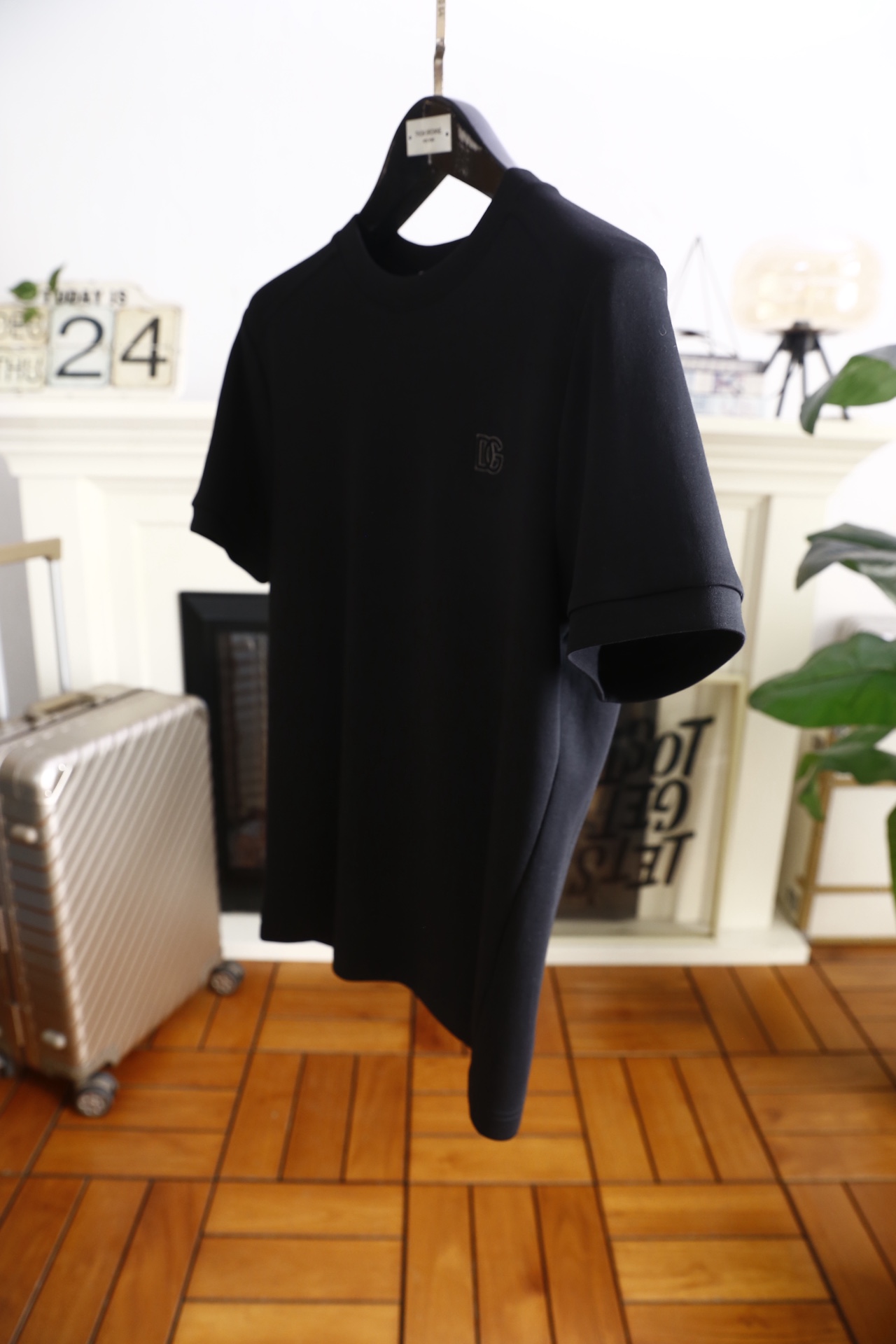 🔥杜嘉班纳/Dolce & Gabbana.25秋季新款🆕时尚男士圆领短袖🍃胸前奢华经典品牌字母LOGO