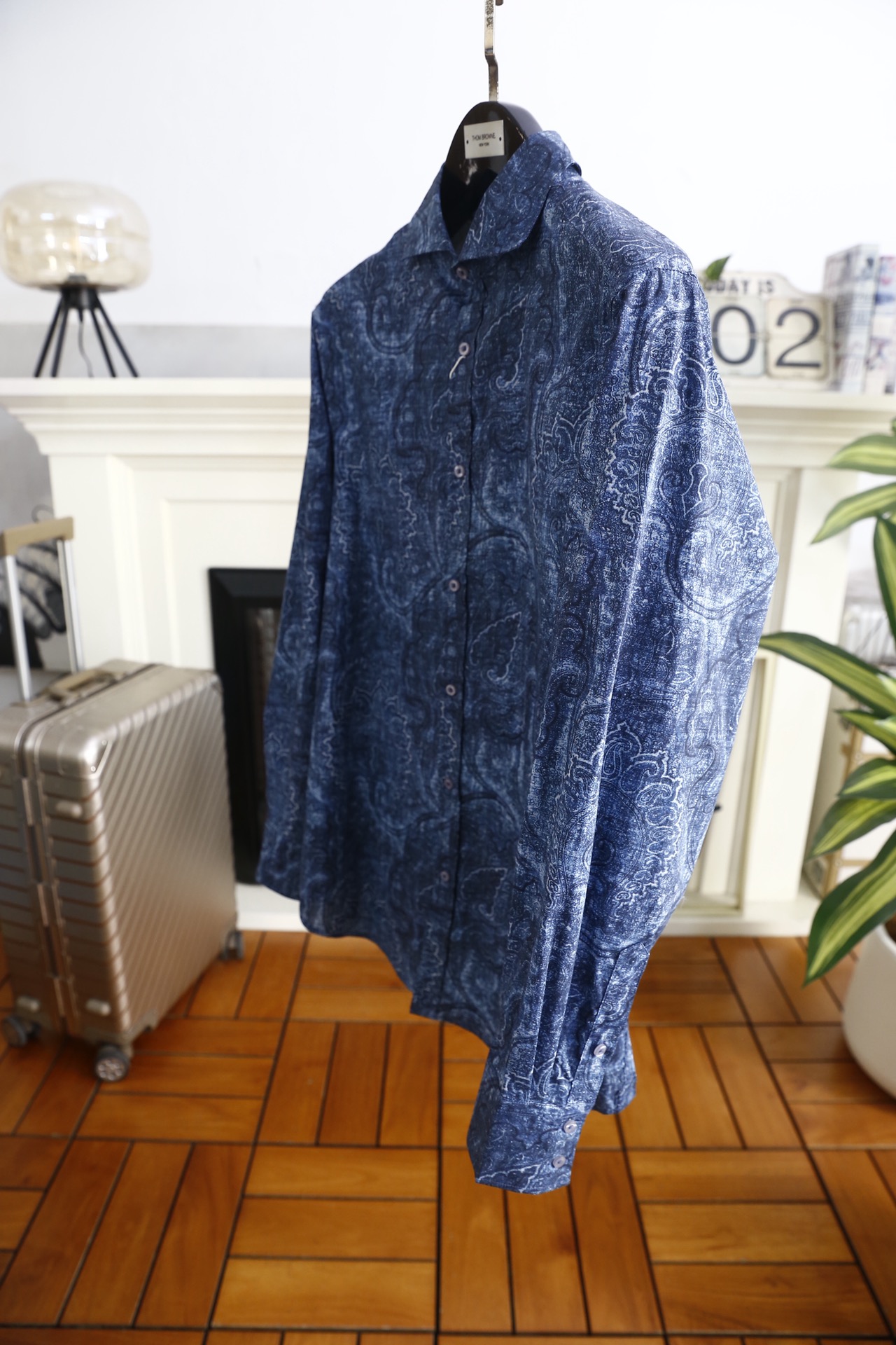 🔥BC.25秋冬男士佩斯利花纹长袖衬衫，是兼具艺术感与质感的休闲穿搭单品，佩斯利纹样为核心设计特色。它采