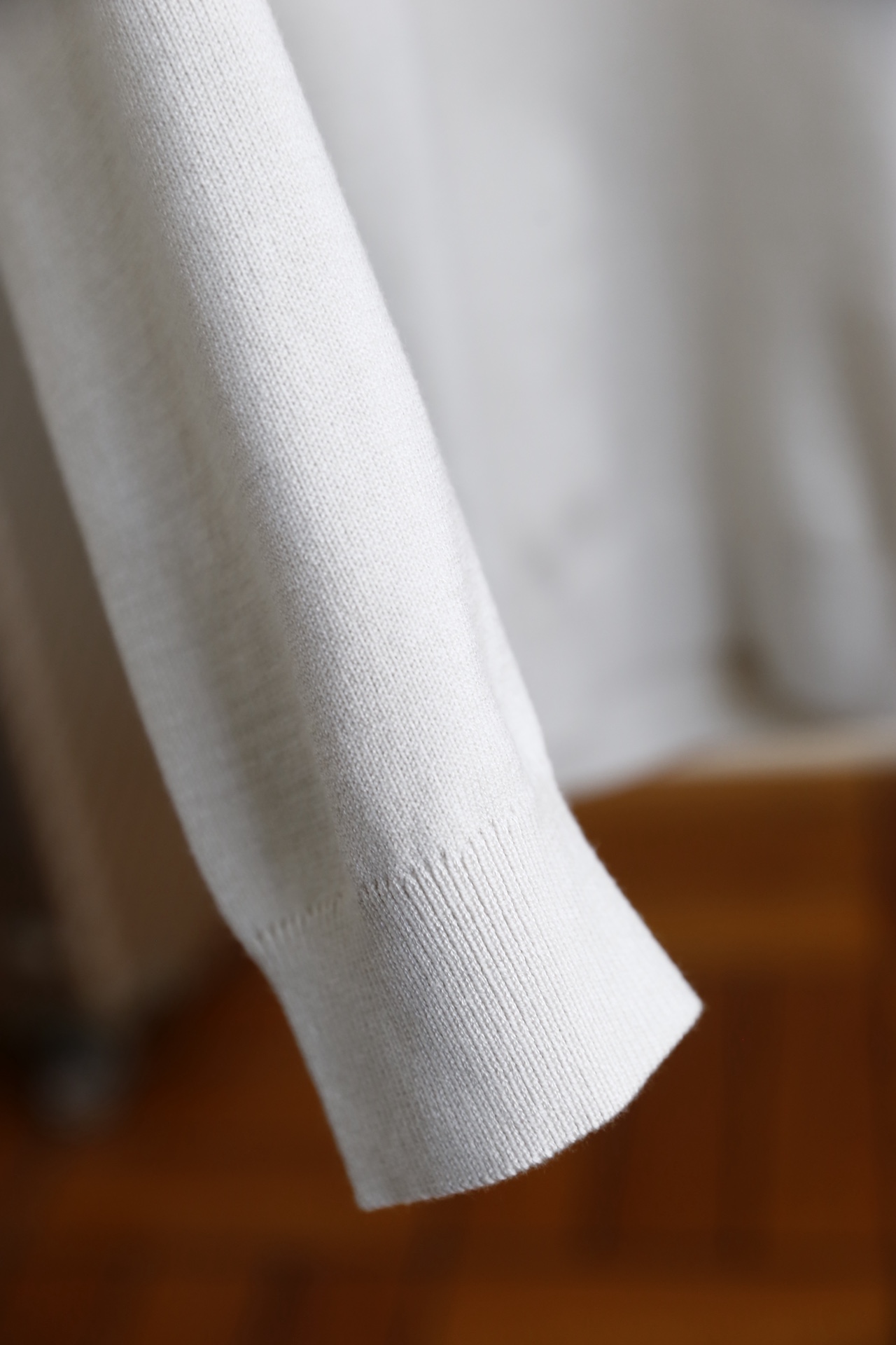 🔥lp🆕.25秋冬男士半高领针织毛衣，秋冬基础款内搭单品，整体风格简约百搭，适合秋冬穿着。它采用修身剪裁