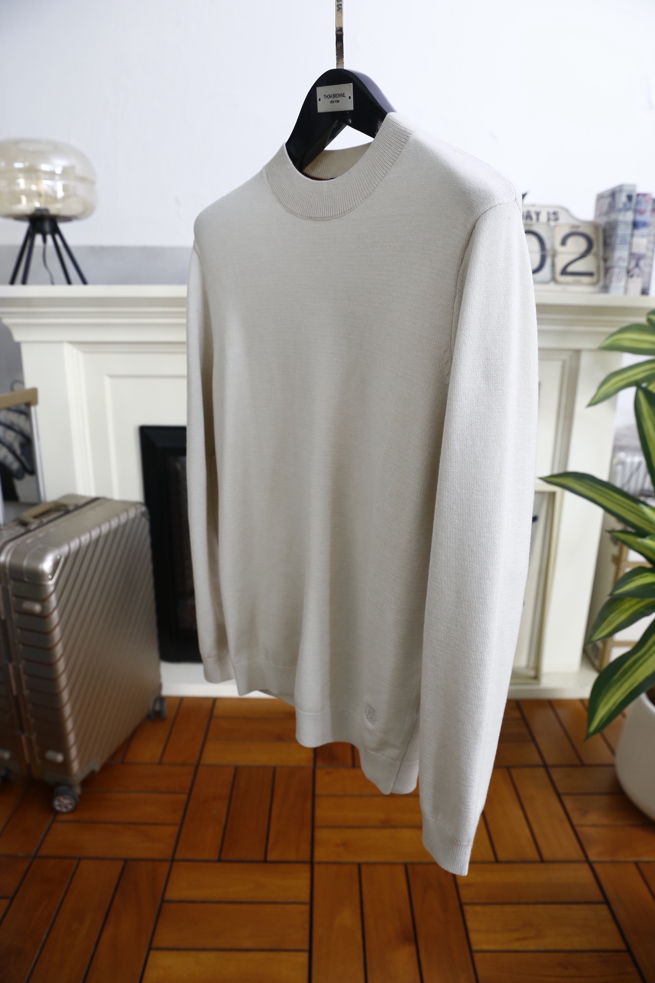 🔥lp🆕.25秋冬男士半高领针织毛衣，秋冬基础款内搭单品，整体风格简约百搭，适合秋冬穿着。它采用修身剪裁