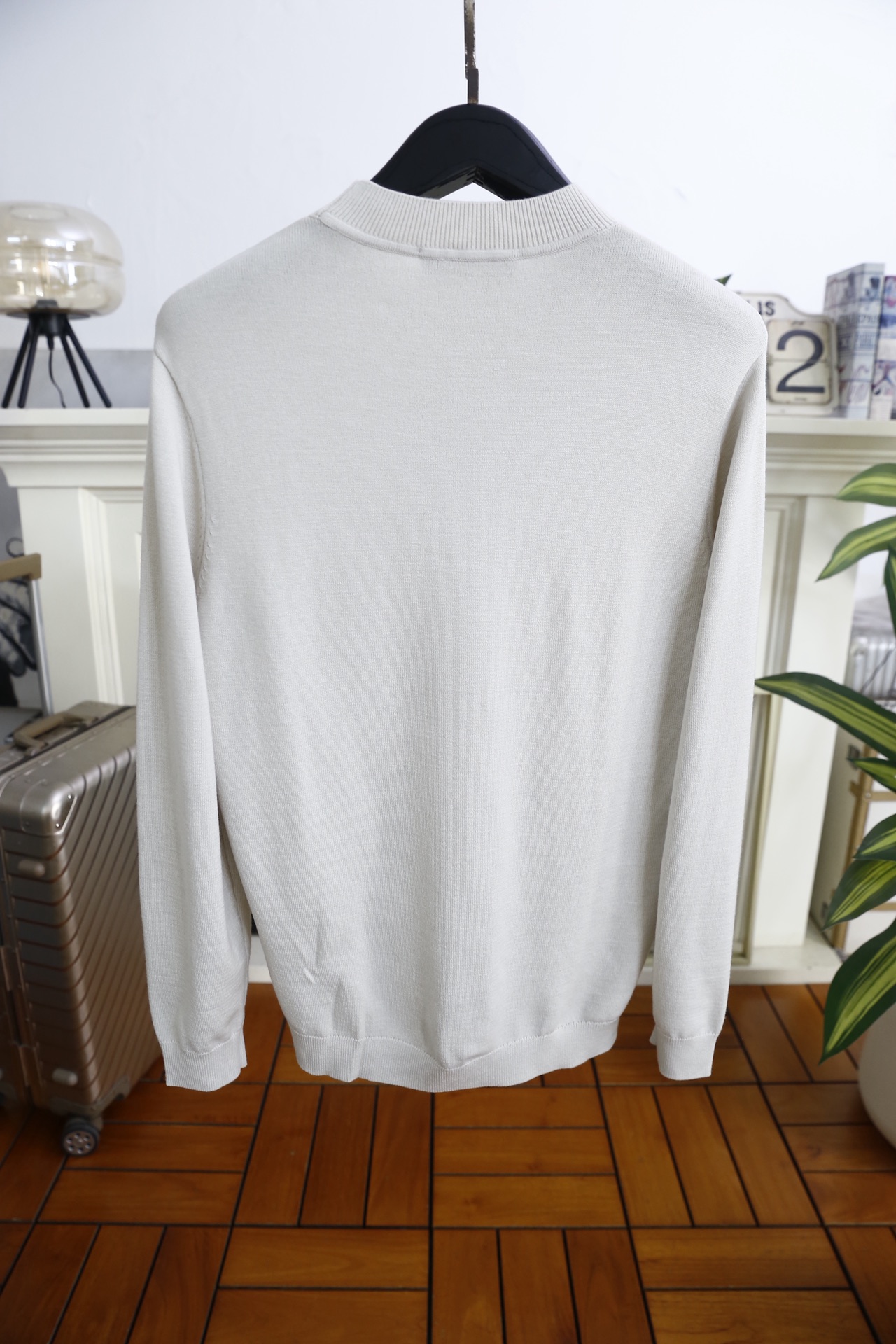 🔥lp🆕.25秋冬男士半高领针织毛衣，秋冬基础款内搭单品，整体风格简约百搭，适合秋冬穿着。它采用修身剪裁