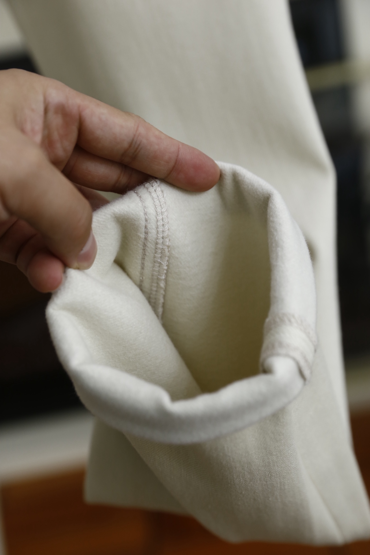 🔥lp🆕.25秋冬新品！男士时尚百搭休闲裤👍奢华经典品牌LOGO搭配😎采用高弹水洗牛仔布面料制作，触感柔