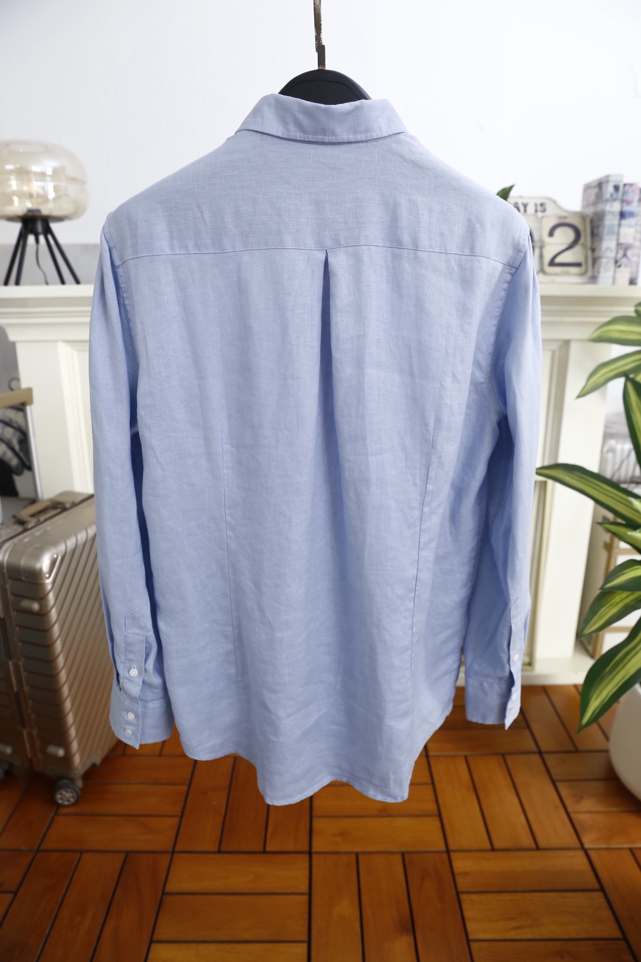 🔥BC.25秋冬新品！时尚男士百搭衬衫👔采用亚麻混纺面料打造，触感清爽透气，具备良好的吸汗排湿性能，久穿