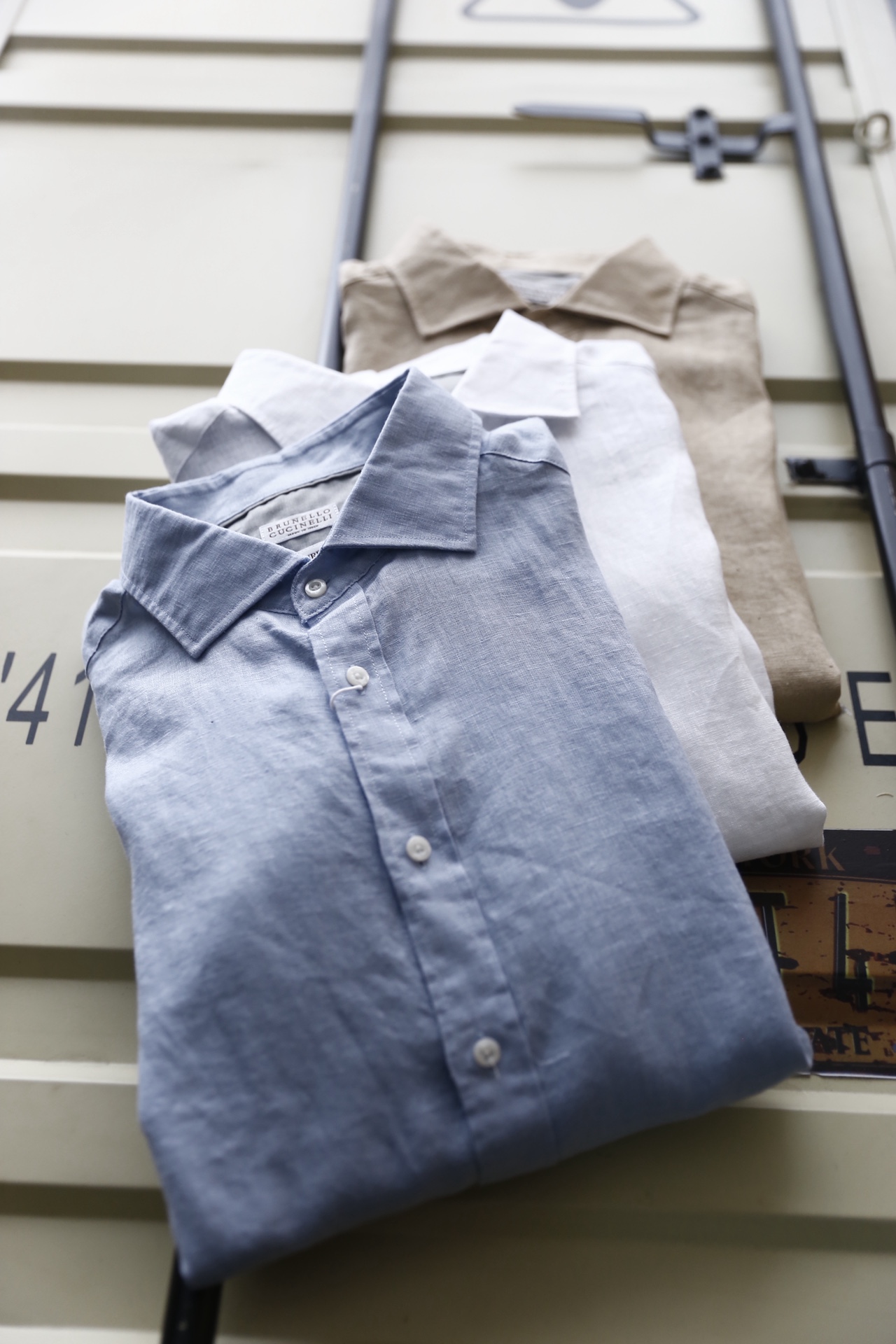 🔥BC.25秋冬新品！时尚男士百搭衬衫👔采用亚麻混纺面料打造，触感清爽透气，具备良好的吸汗排湿性能，久穿