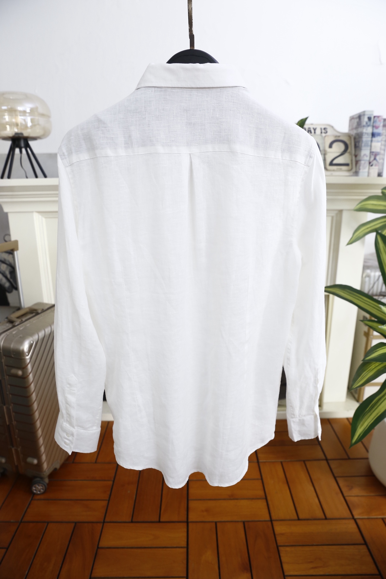 🔥BC.25秋冬新品！时尚男士百搭衬衫👔采用亚麻混纺面料打造，触感清爽透气，具备良好的吸汗排湿性能，久穿