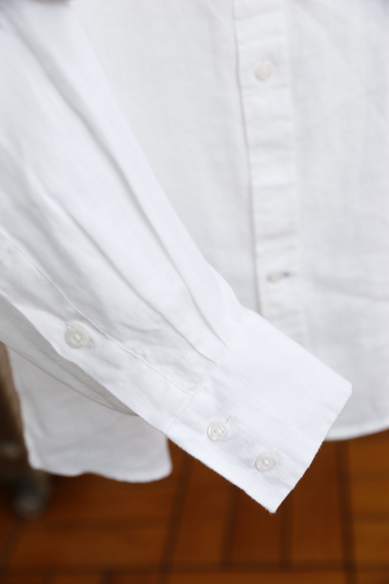 🔥BC.25秋冬新品！时尚男士百搭衬衫👔采用亚麻混纺面料打造，触感清爽透气，具备良好的吸汗排湿性能，久穿