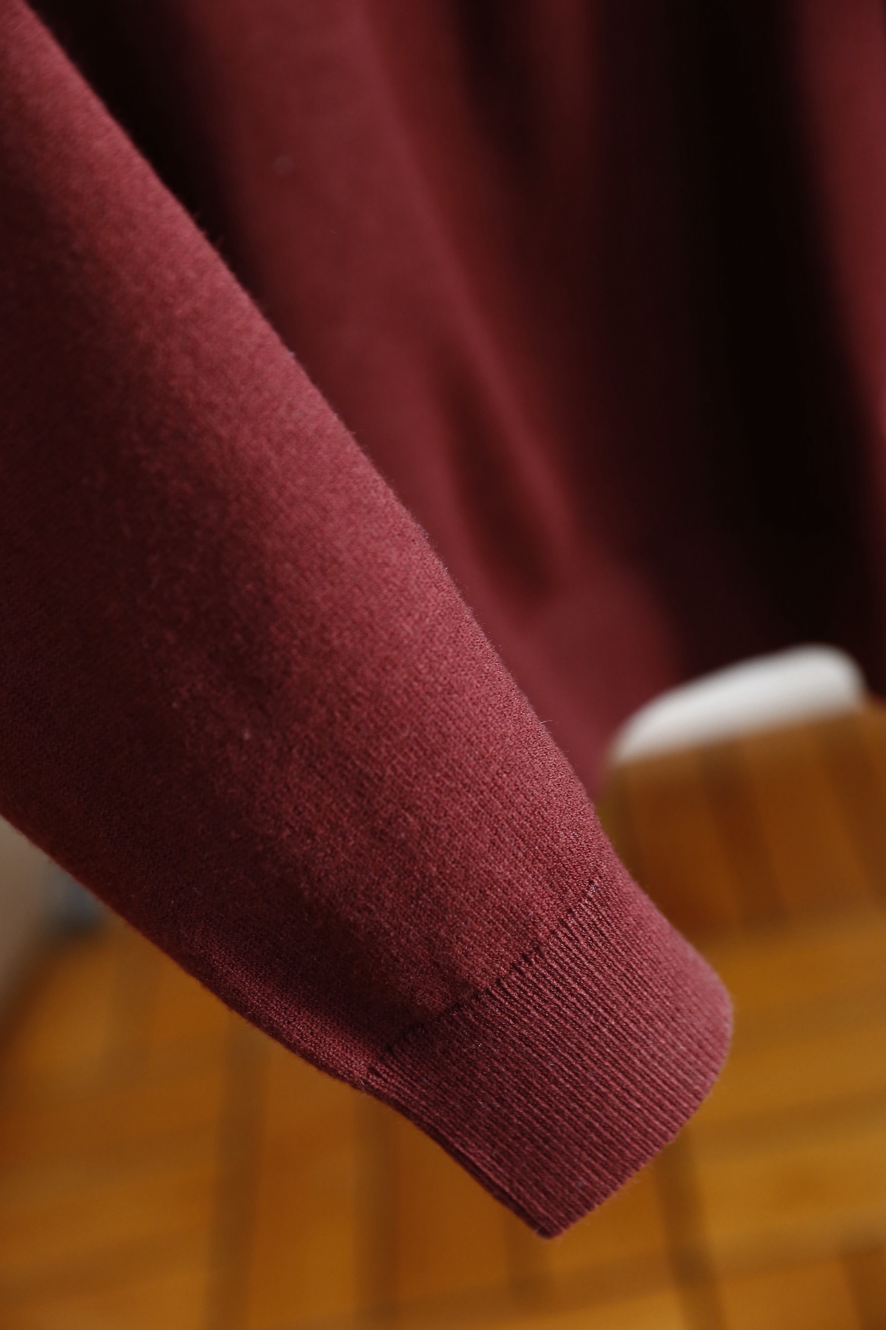 🔥lp🆕.25秋冬男士半高领针织毛衣，秋冬基础款内搭单品，整体风格简约百搭，适合秋冬穿着。它采用修身剪裁