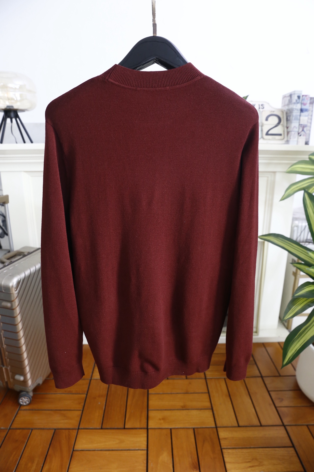 🔥lp🆕.25秋冬男士半高领针织毛衣，秋冬基础款内搭单品，整体风格简约百搭，适合秋冬穿着。它采用修身剪裁