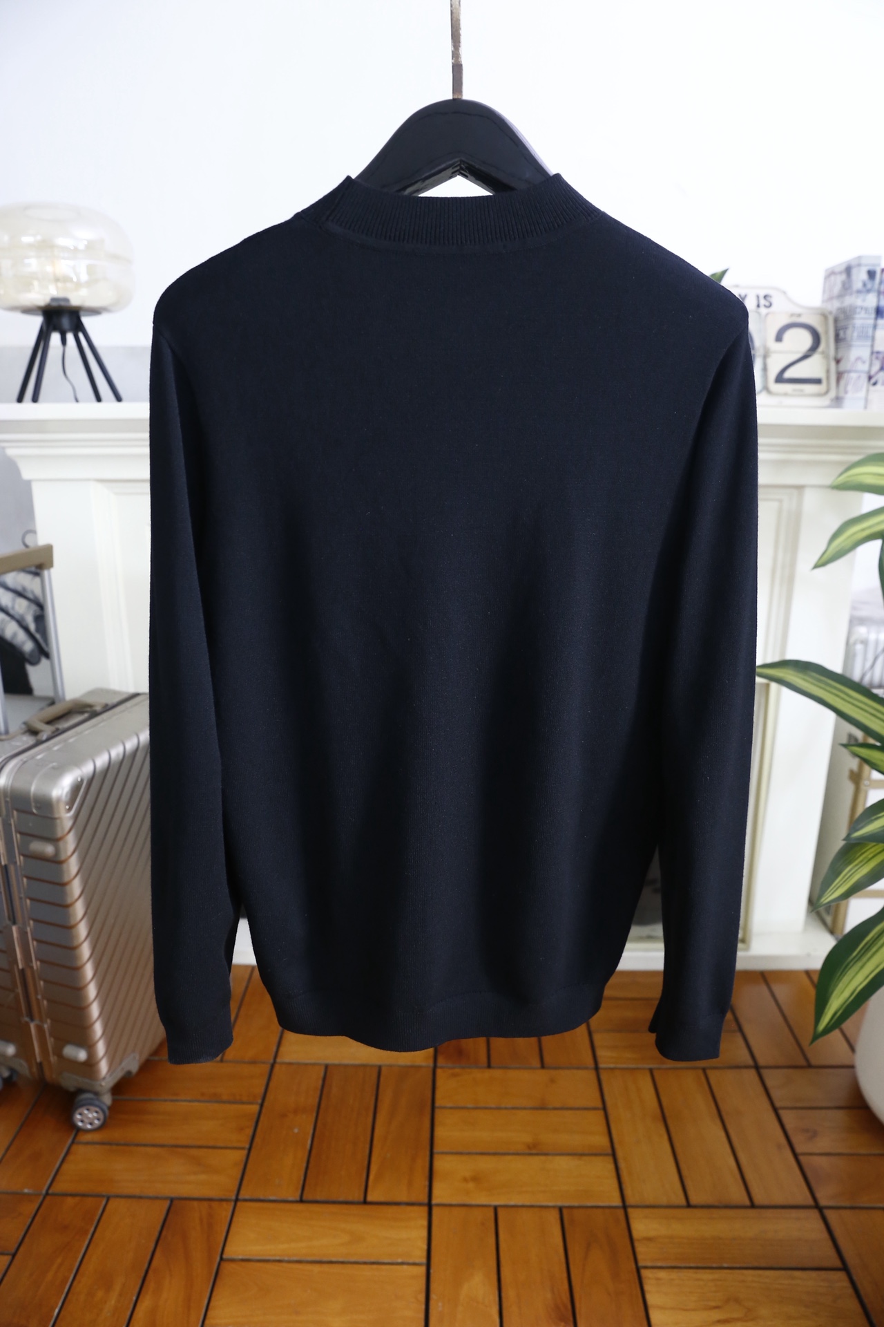 🔥lp🆕.25秋冬男士半高领针织毛衣，秋冬基础款内搭单品，整体风格简约百搭，适合秋冬穿着。它采用修身剪裁