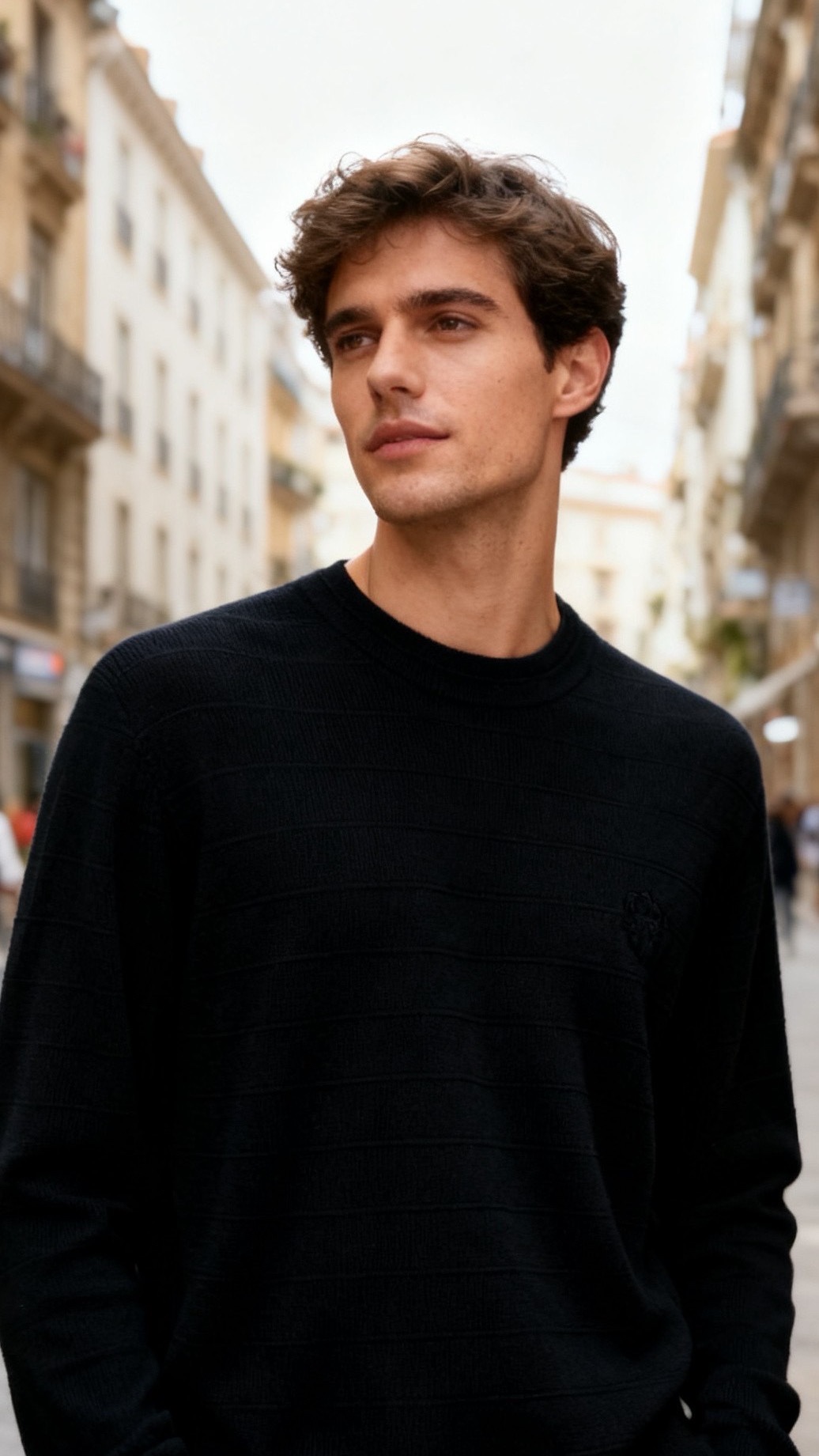 🔥lp🆕.25秋冬男士半高领针织毛衣，秋冬基础款内搭单品，整体风格简约百搭，适合秋冬穿着。它采用修身剪裁