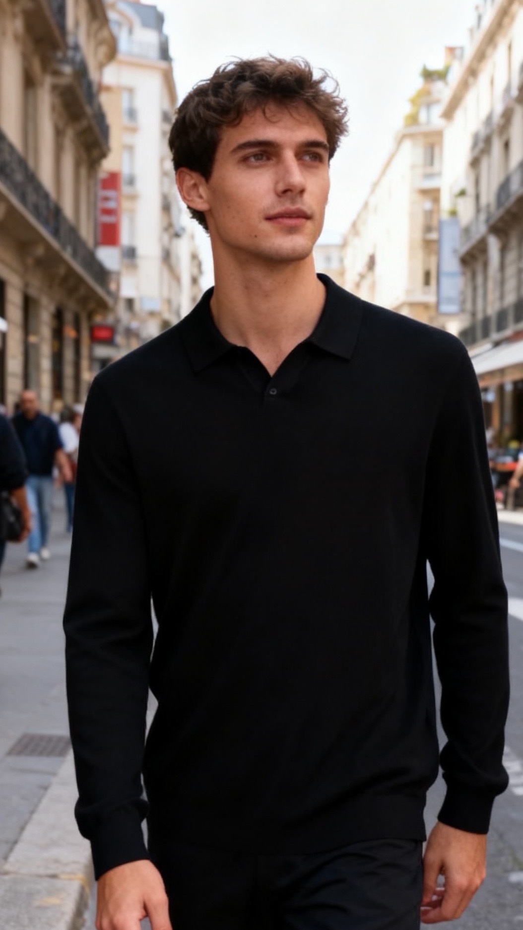 🔥杰尼亚.25秋冬男士翻领针织衫👍采用细密的针织混纺面料制作，触感顺滑且具备良好的亲肤性，透气排汗的同时