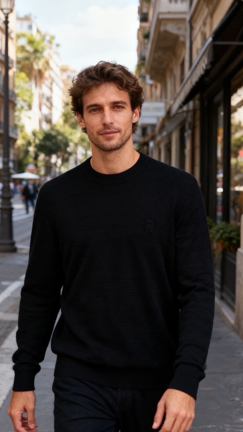 🔥BC.25秋冬男士半高领针织毛衣，秋冬基础款内搭单品，整体风格简约百搭，适合秋冬穿着。它采用修身剪裁，