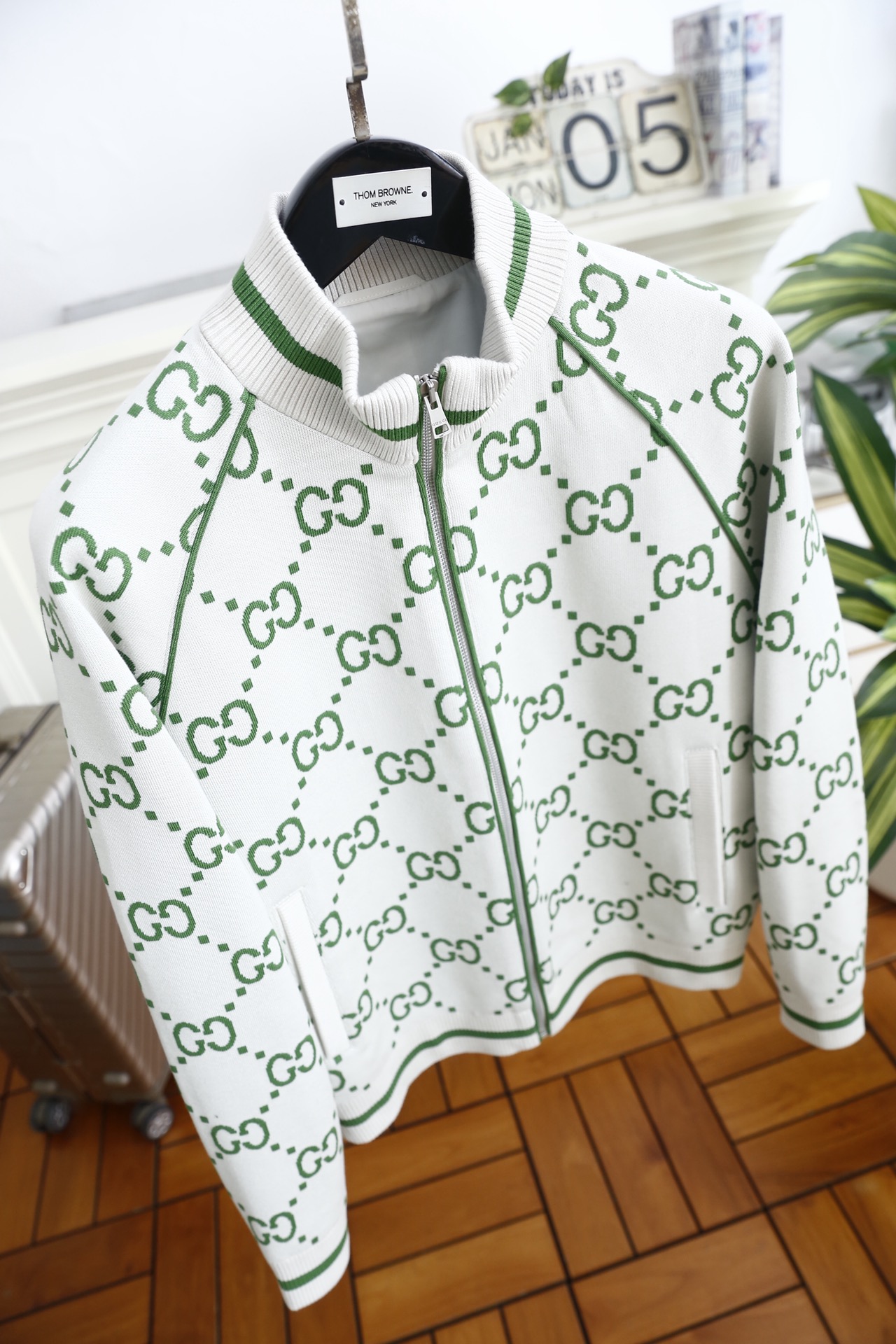 🔥古驰/Guc*i.25秋冬新品！时尚男士针织拉链外套选用高品质精纺羊毛混纺面料，触感柔软且有出色的保暖