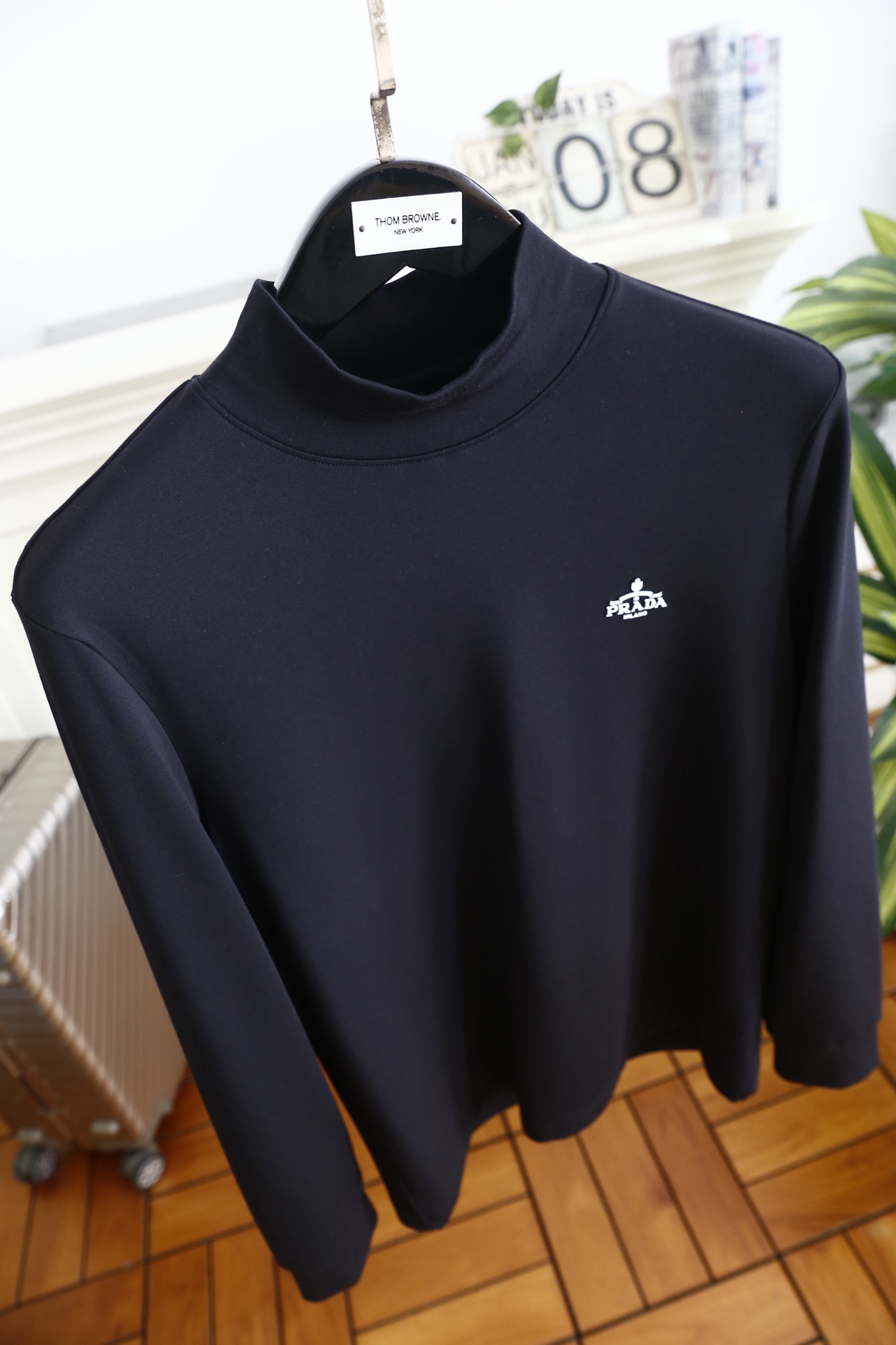 🔥普拉*/Pr*da.2025秋冬新品男士高领打底！胸前品牌经典字母LOGO设计👍采用舒适保暖面料！高领